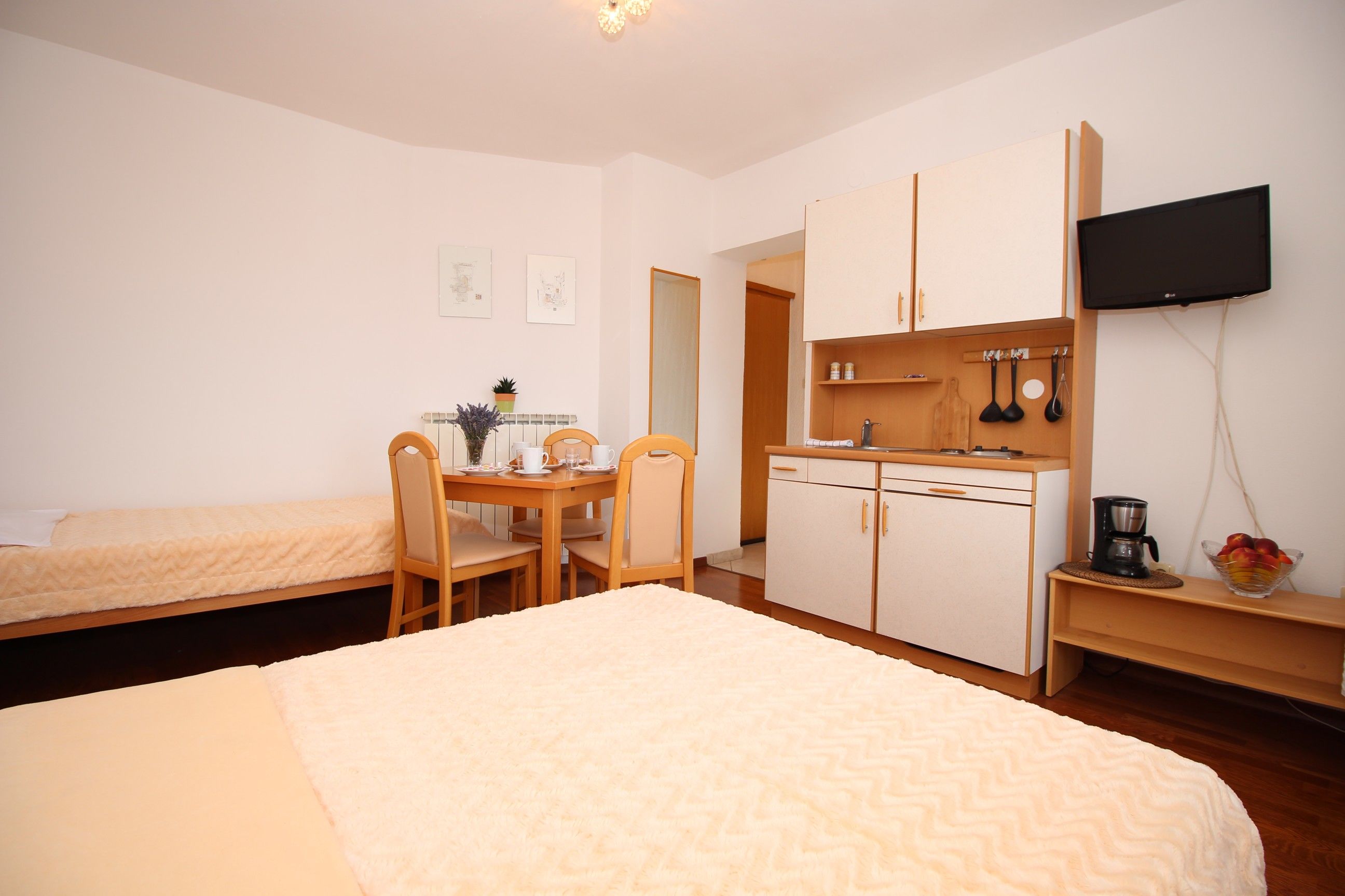 Apartments IVONA 4 62867-A1