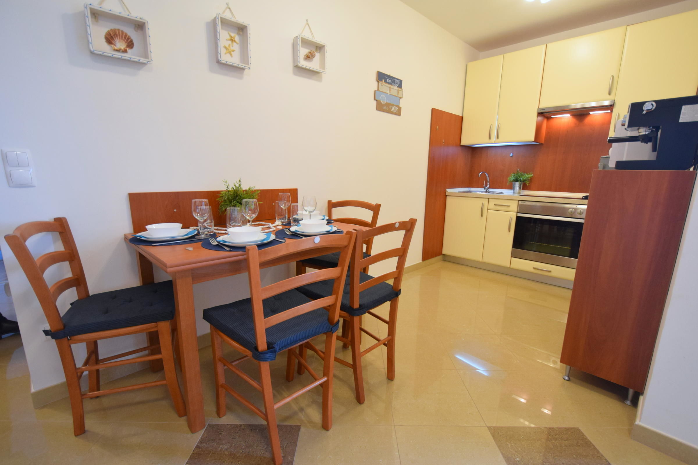 Apartment Adlitika 62082-A1