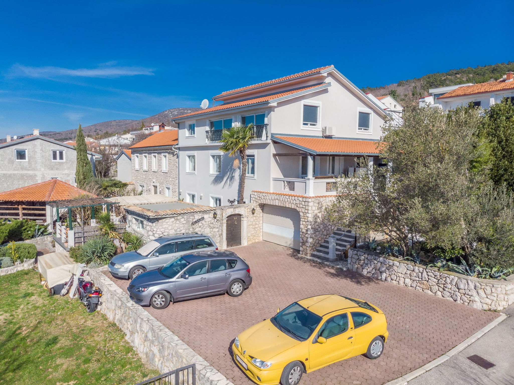 Apartments Adriatic 2 62875-A1