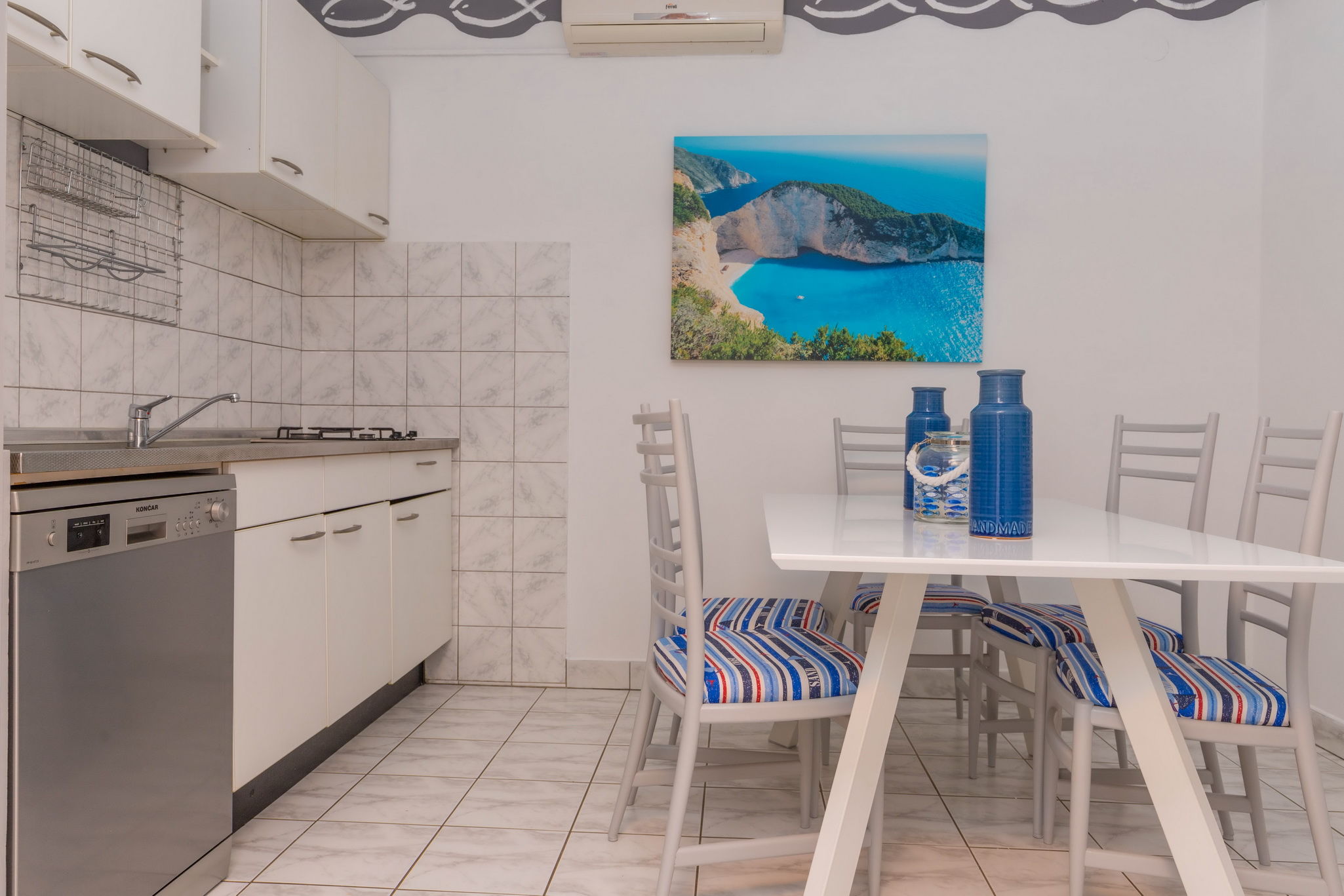 Apartments Adriatic 2 62875-A1