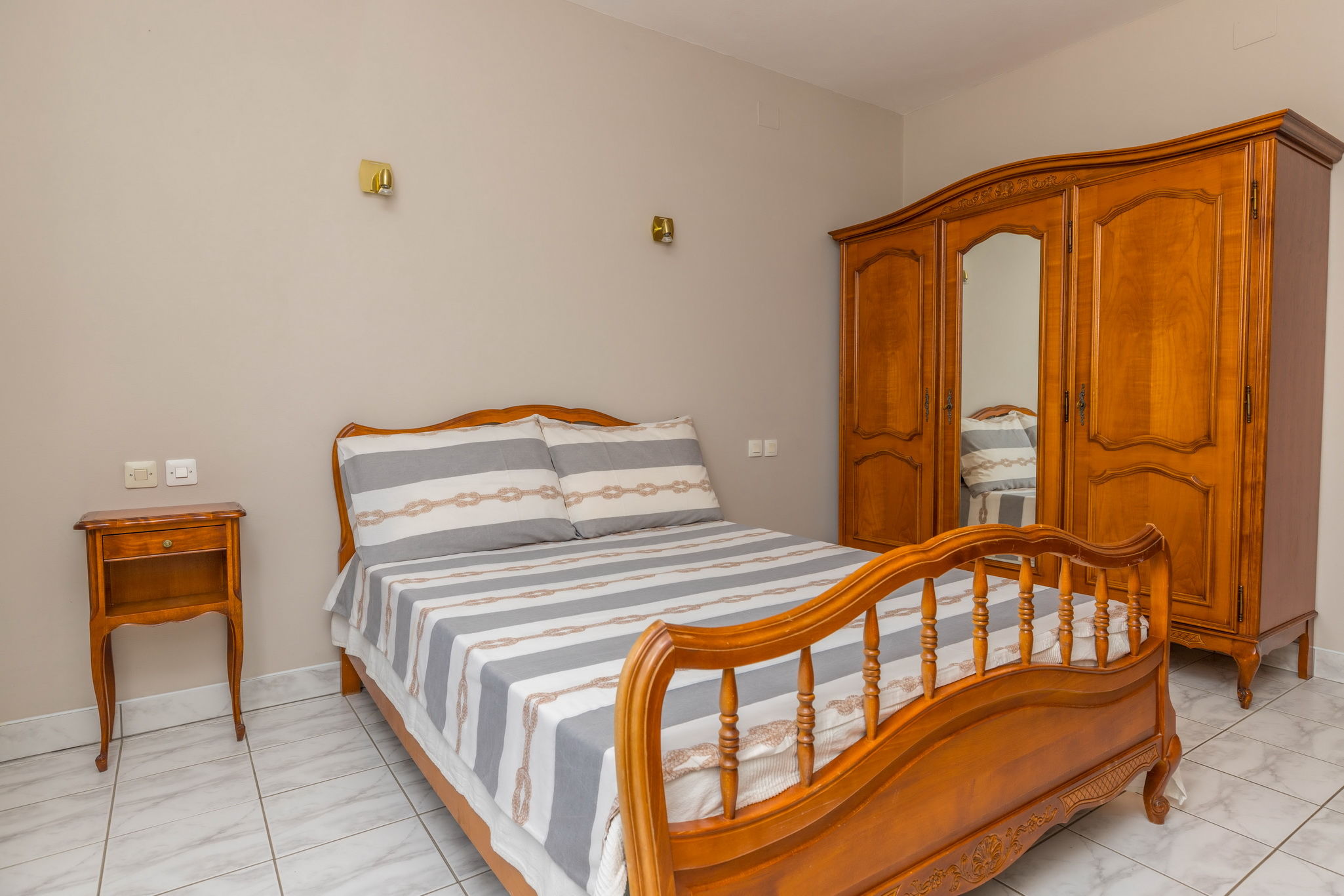 Apartments Adriatic 2 62875-A1