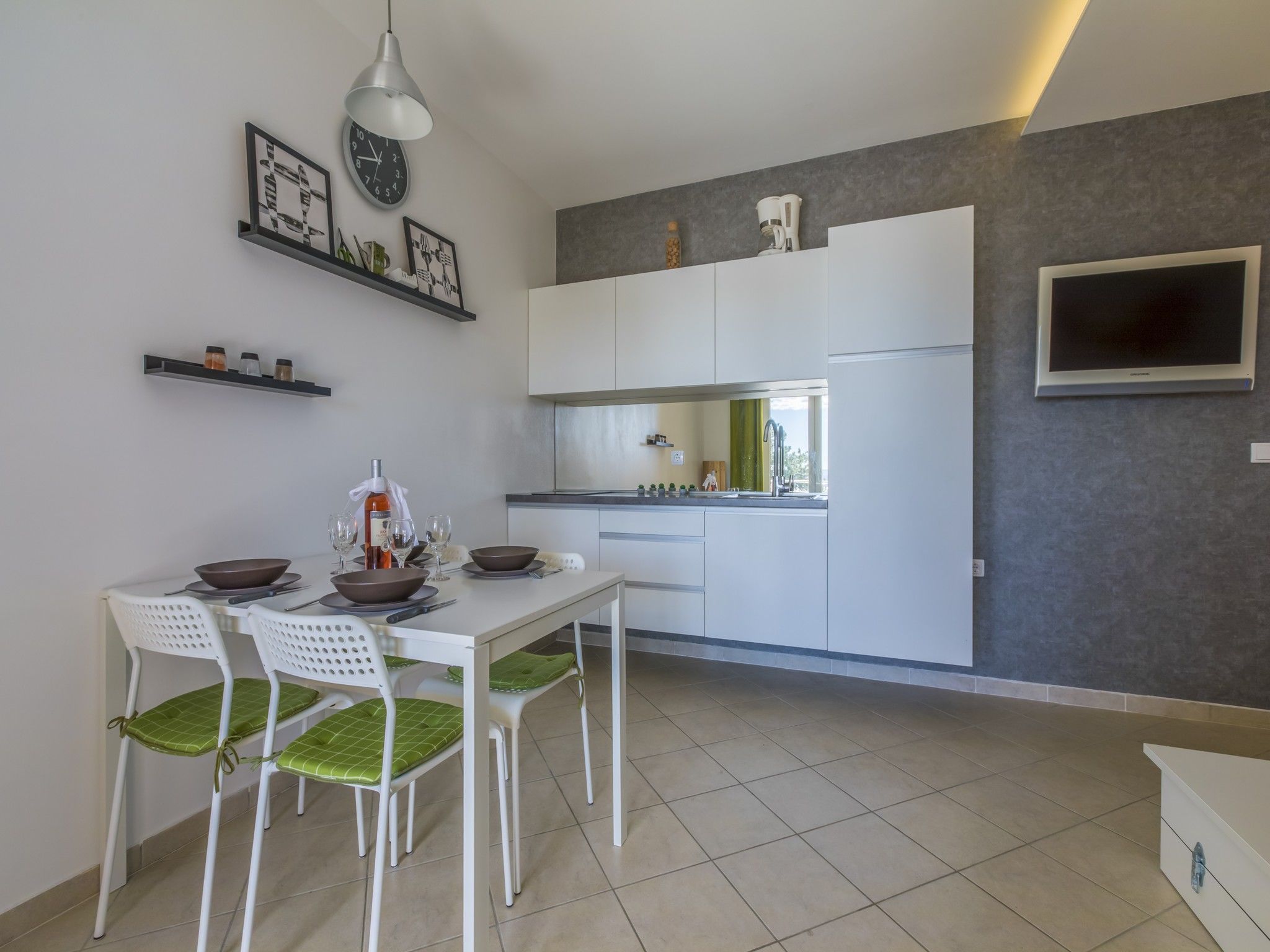 Apartment Color Green 62857-A1