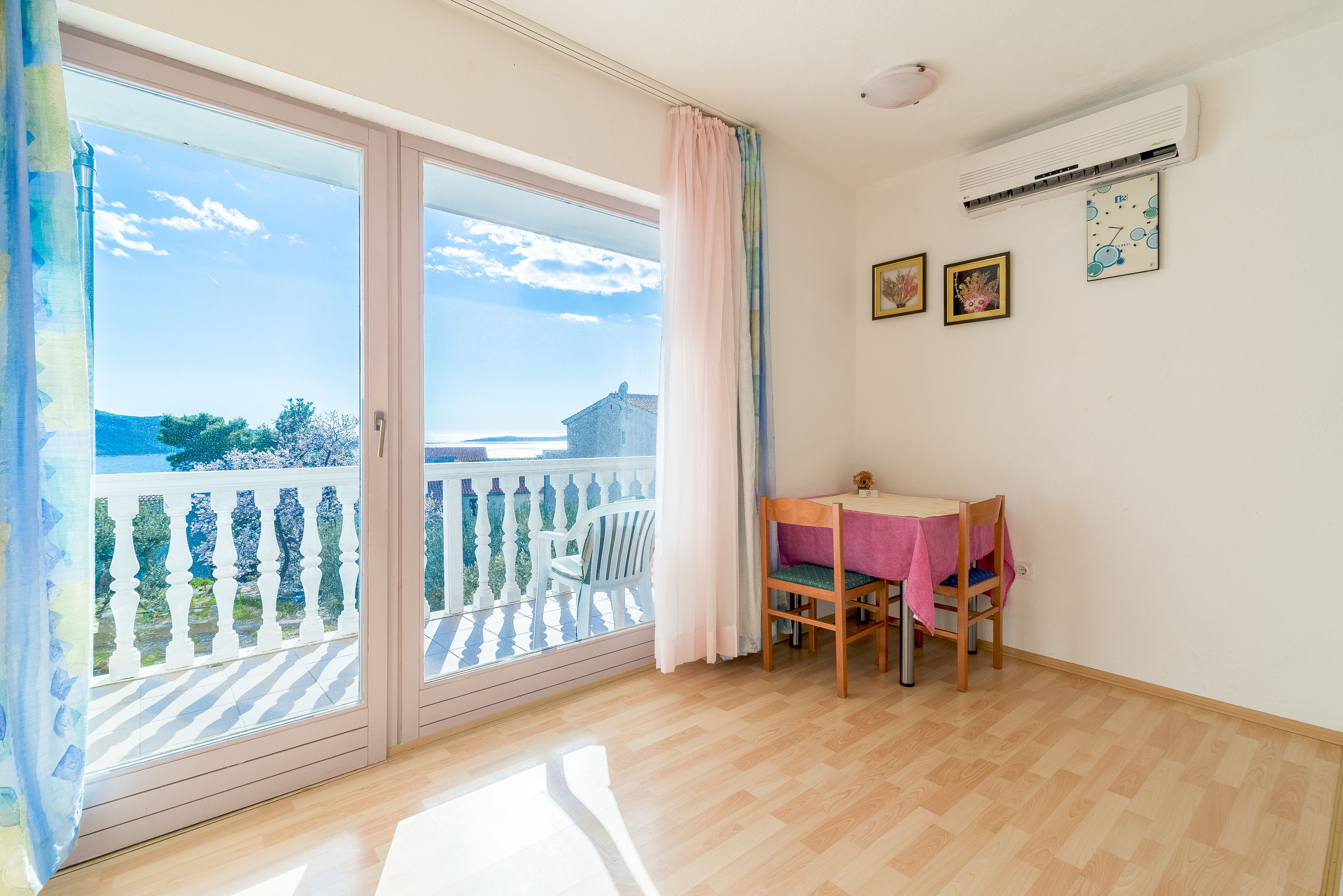 Apartments Nediljka 40397-A1