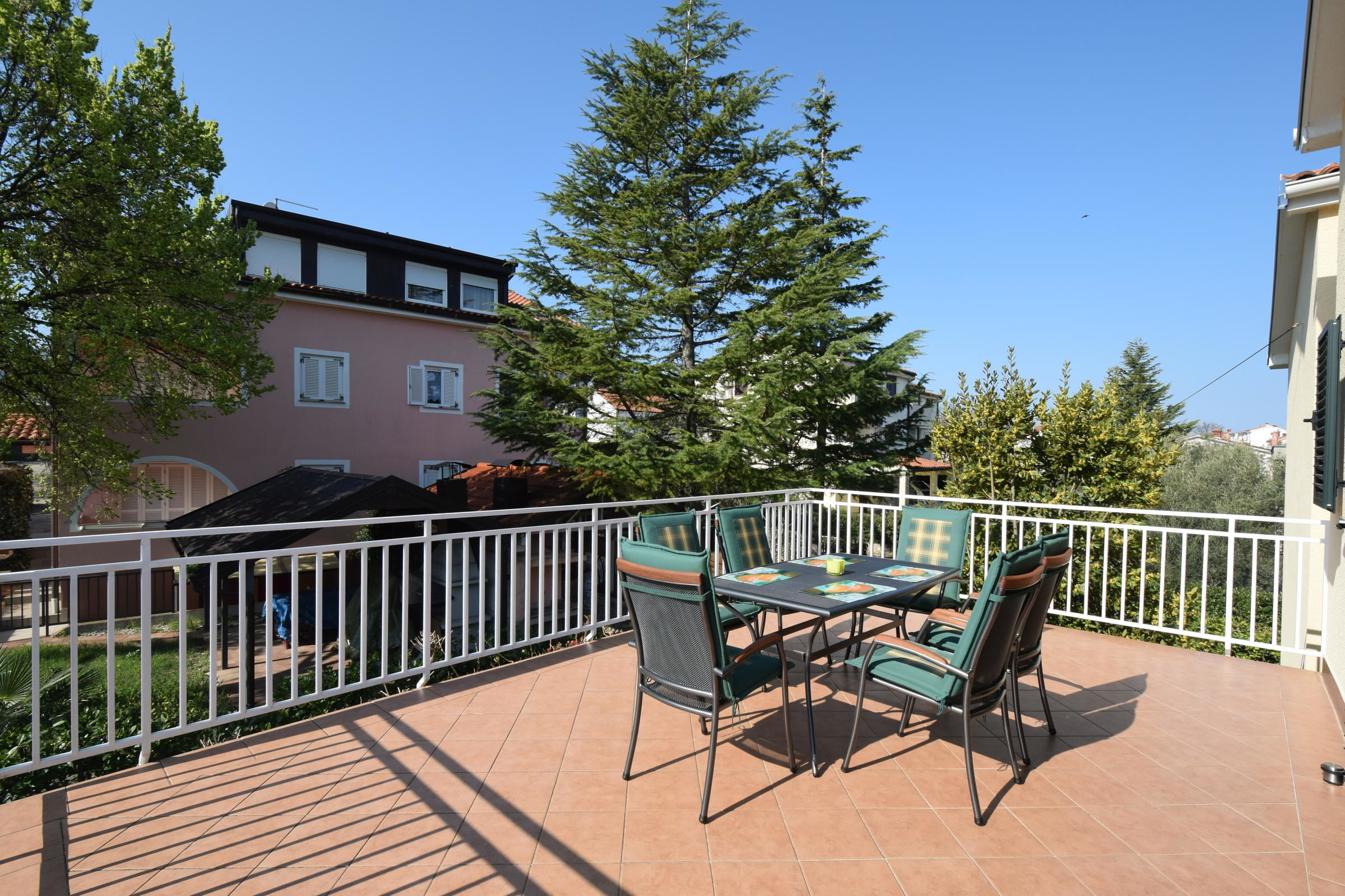 Apartments Vukas 62105-A1