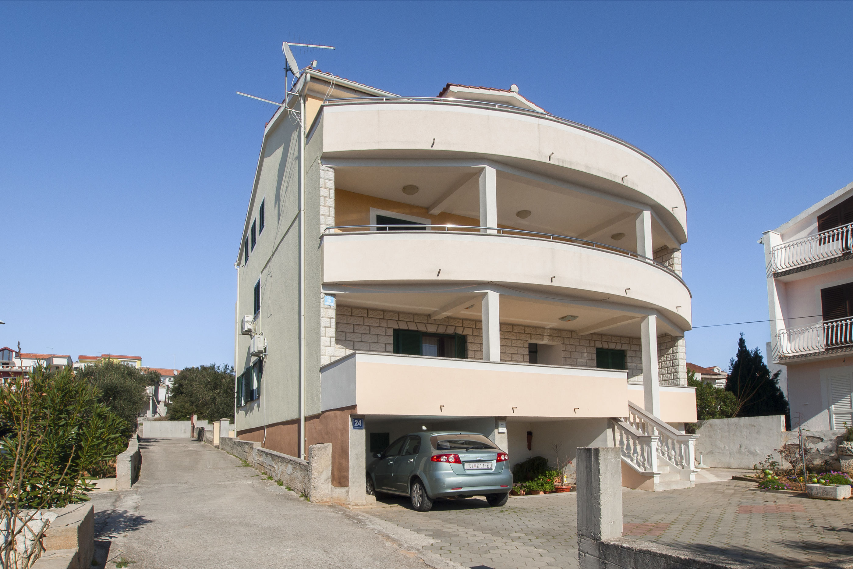 Apartments Frane 20431-A1