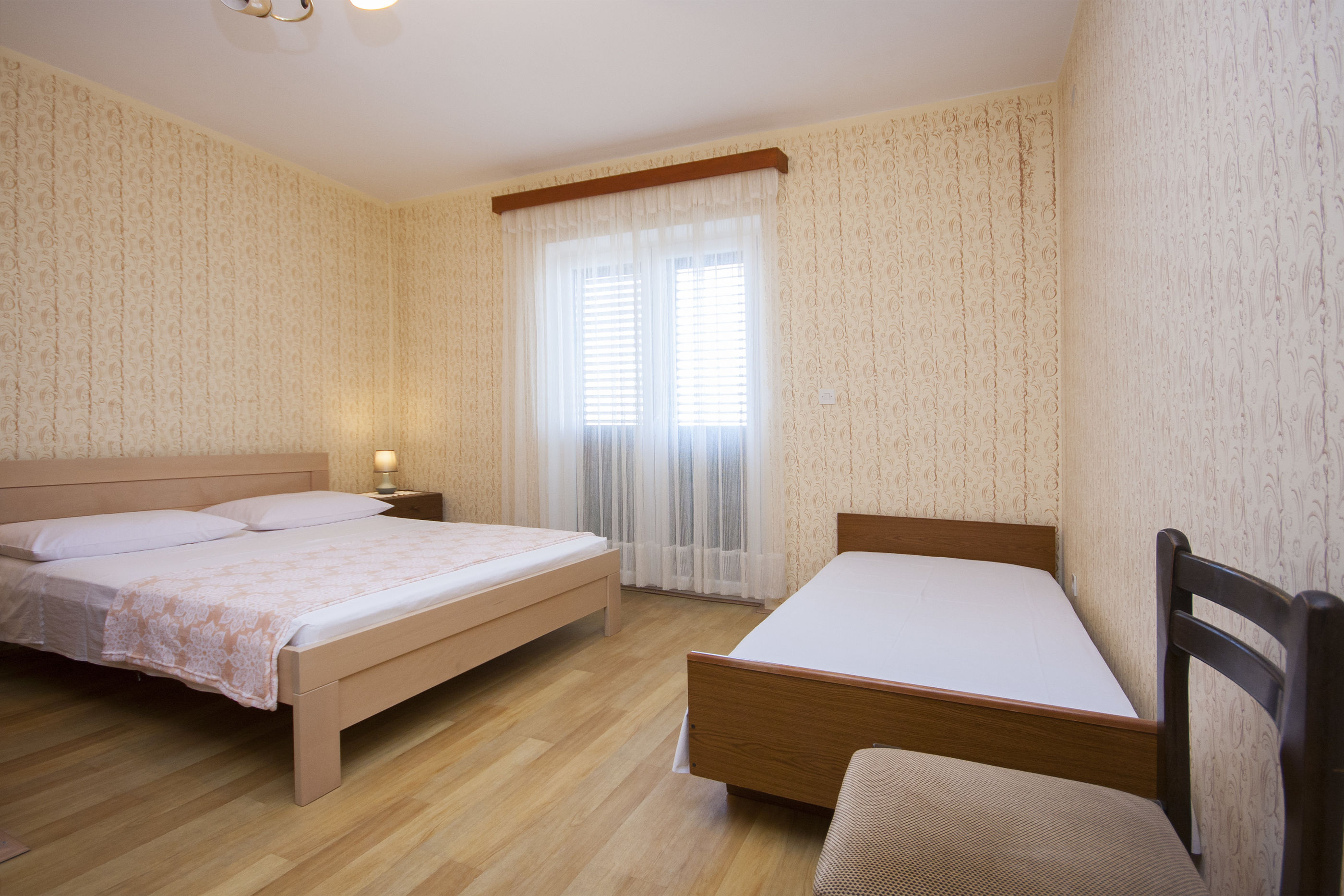Apartments Frane 20431-A2
