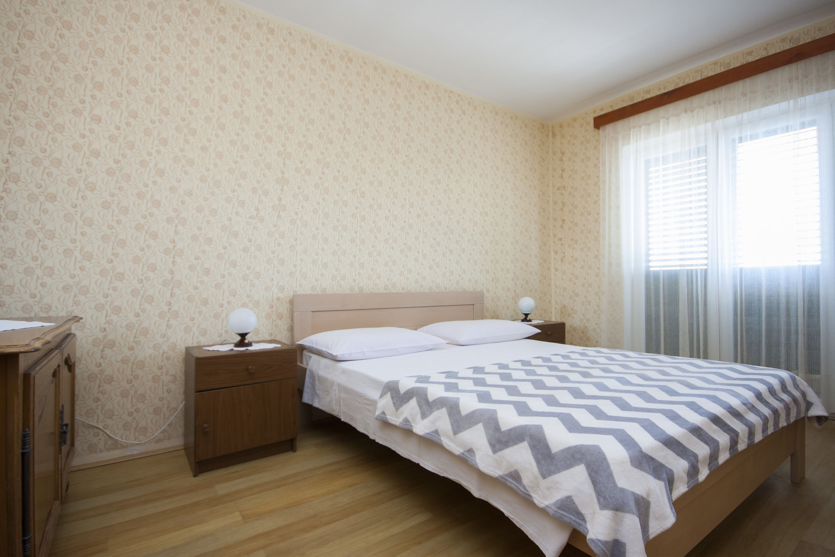 Apartments Frane 20431-A2