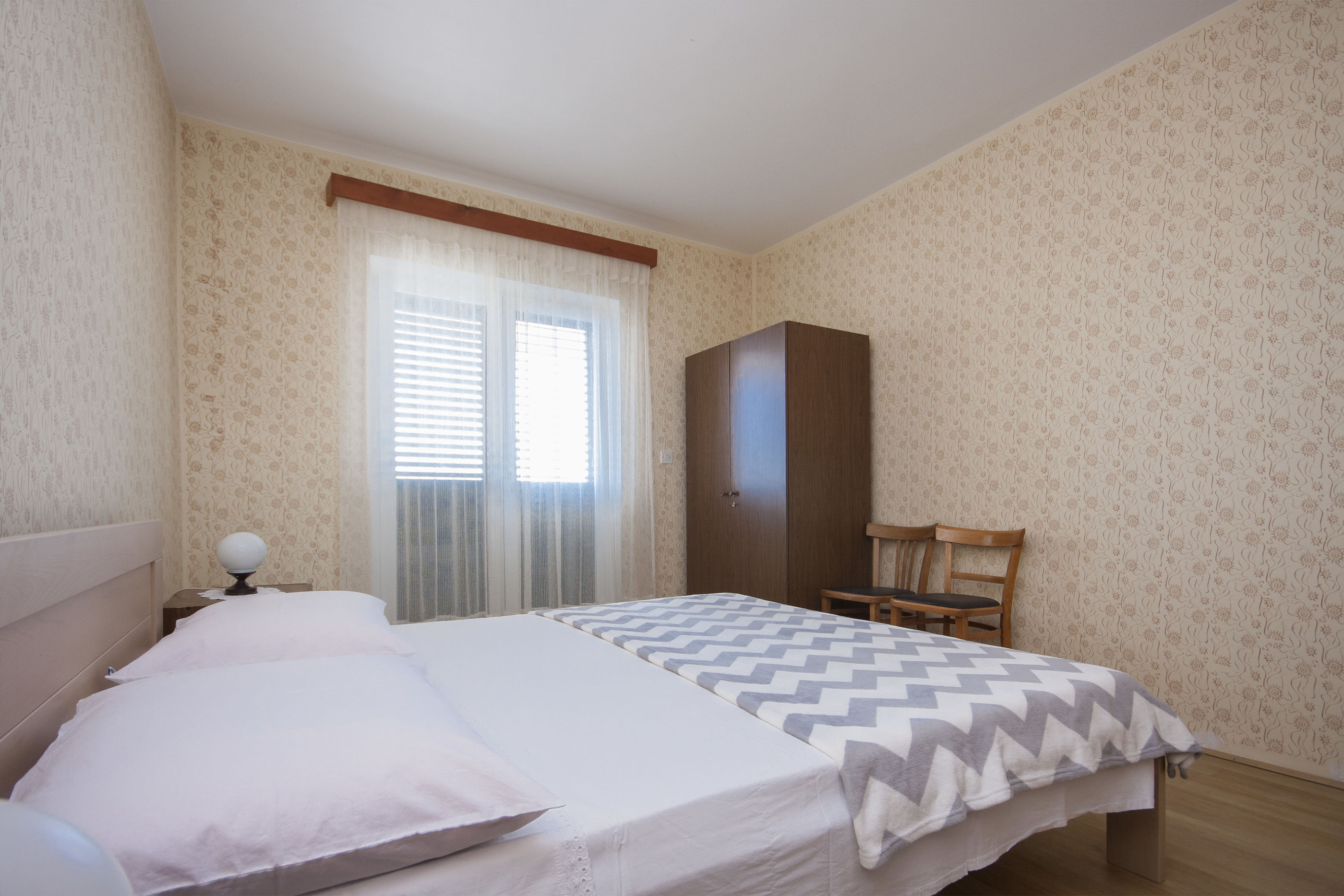 Apartments Frane 20431-A2