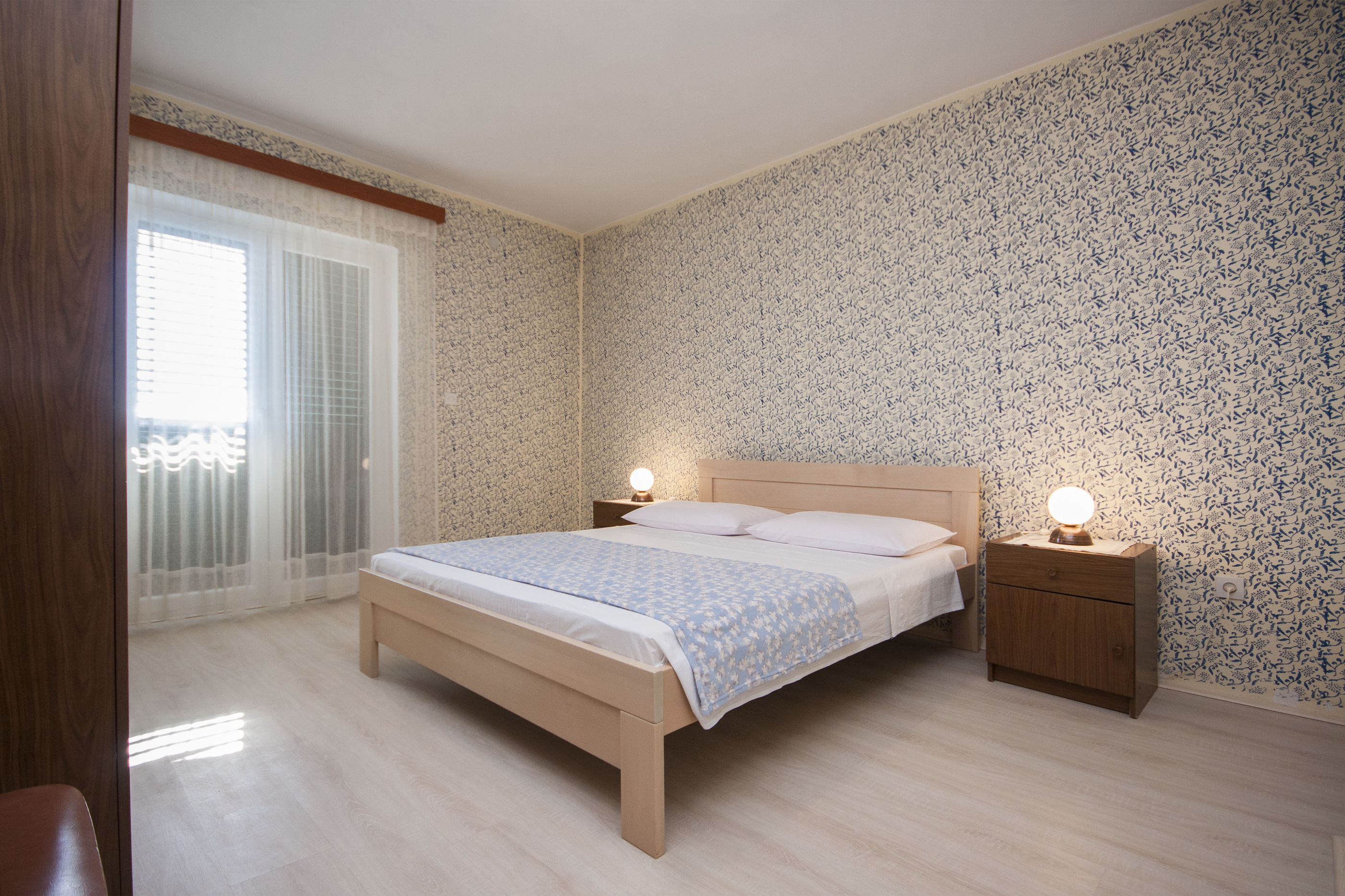 Apartments Frane 20431-A2