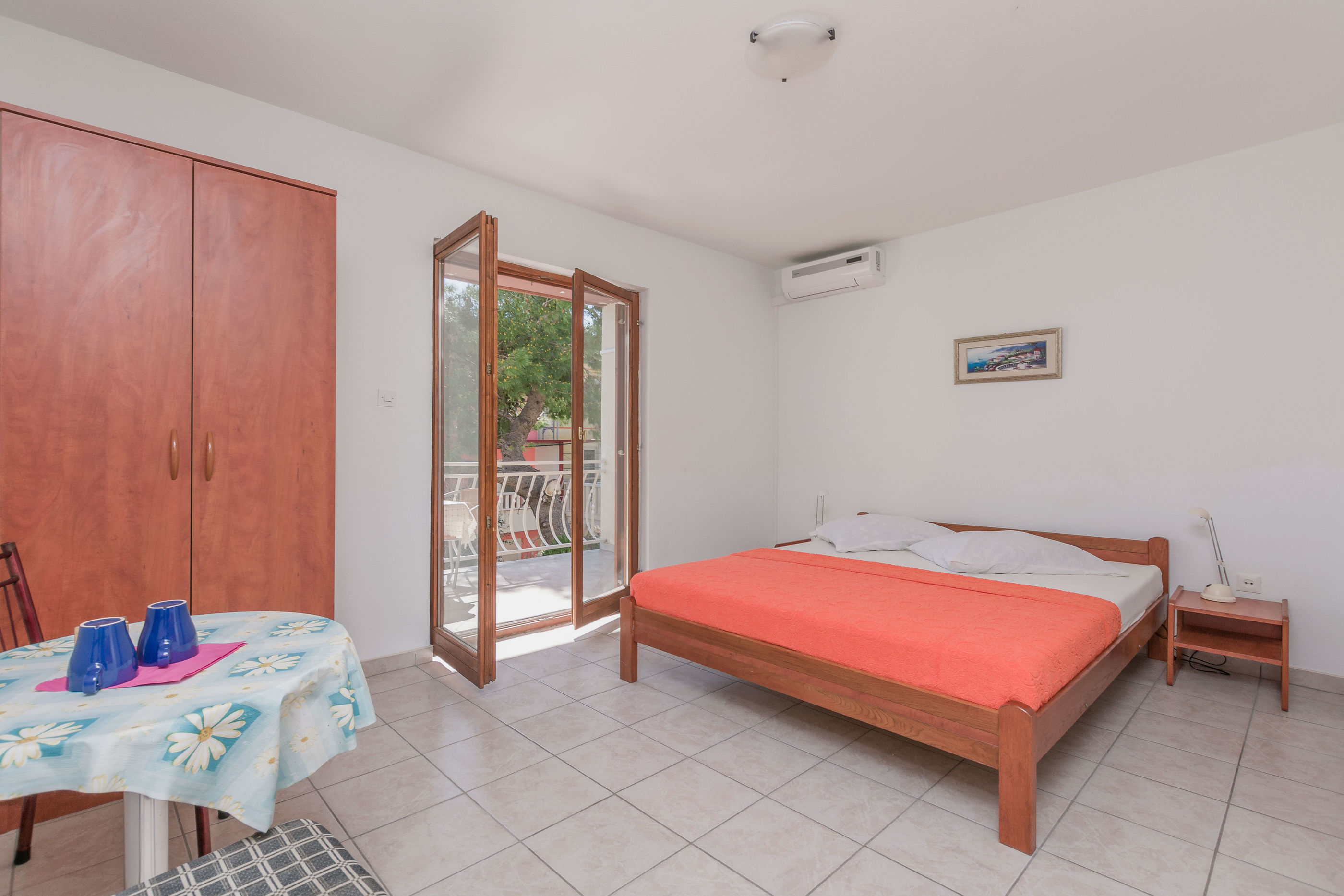 Apartments Ksenia 61881-A3