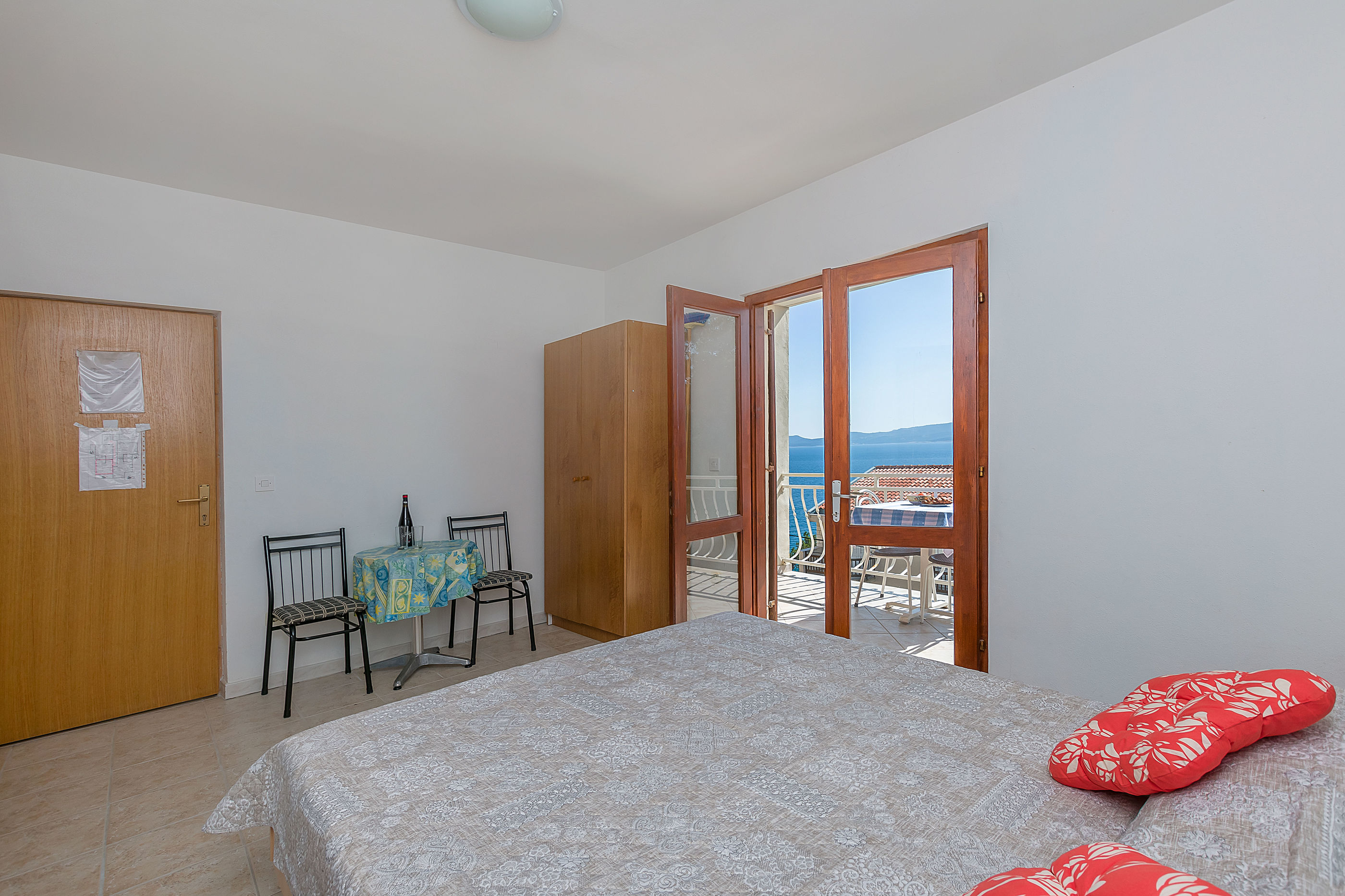 Apartments Ksenia 61881-A6