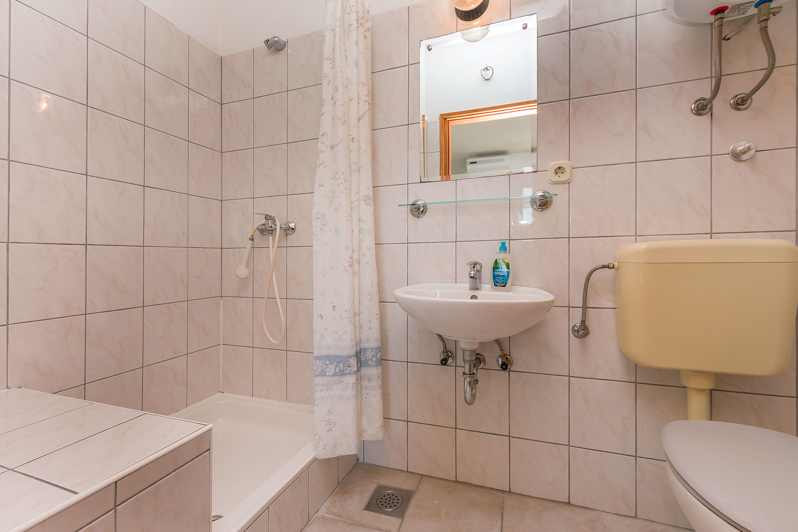 Apartments Ksenia 61881-A7