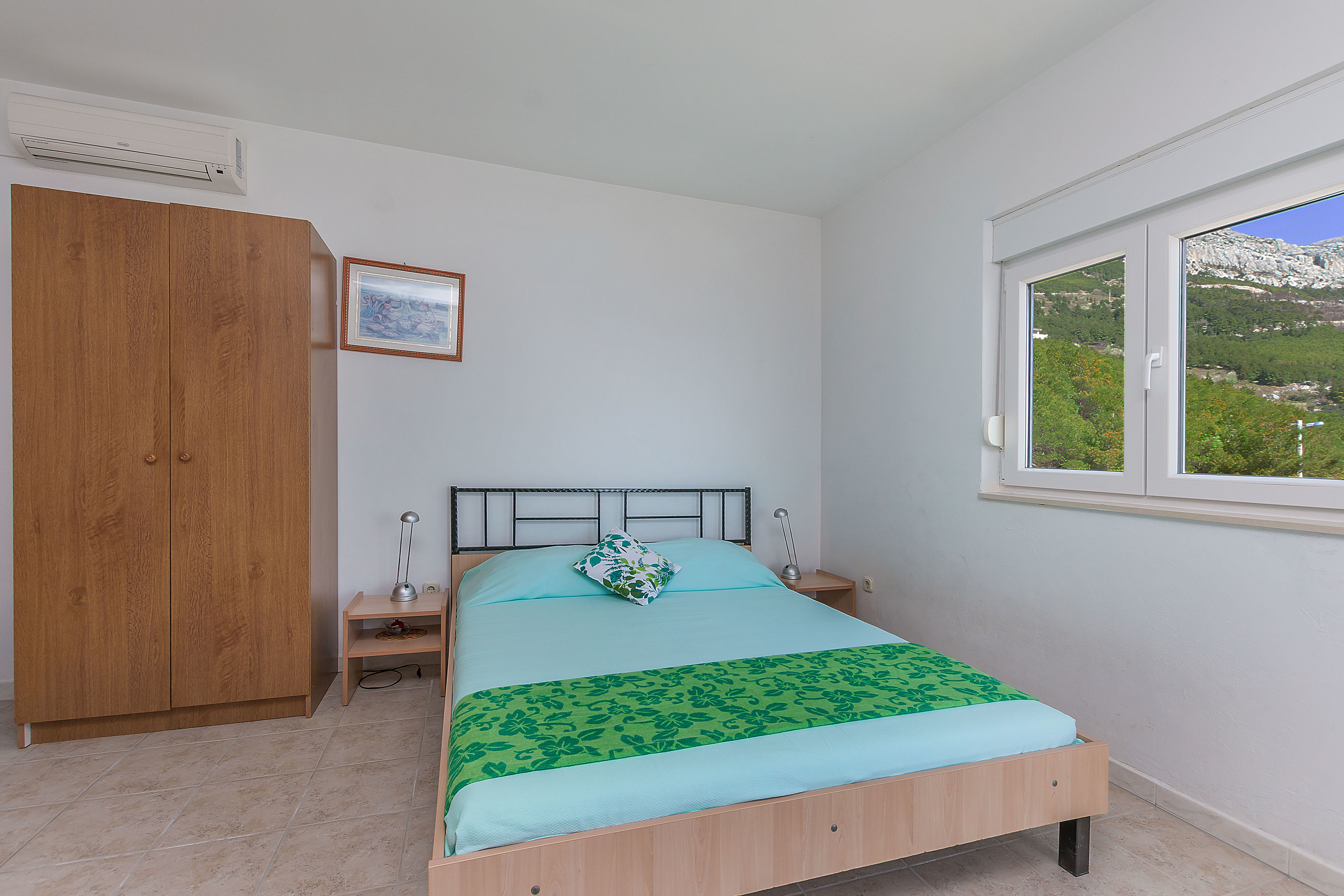 Apartments Ksenia 61881-A8