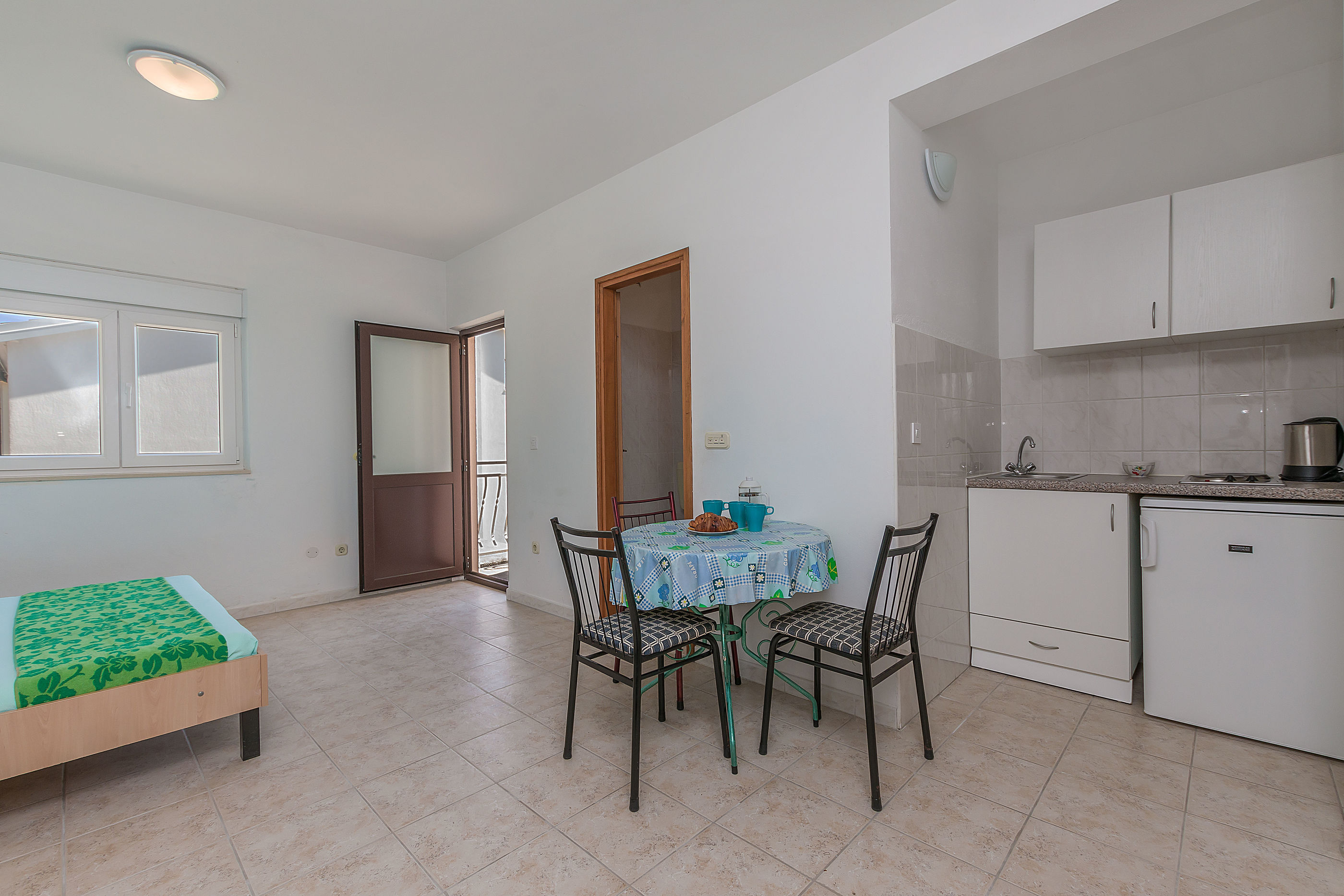 Apartments Ksenia 61881-A8