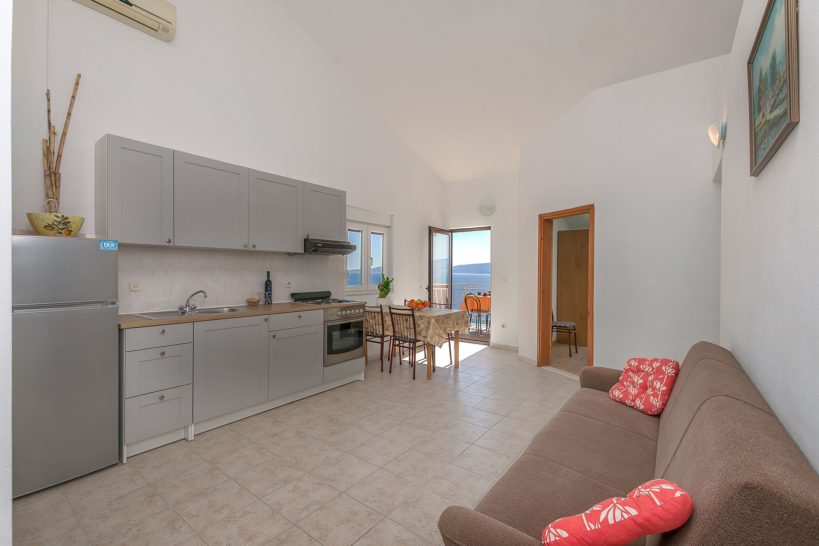 Apartments Ksenia 61881-A11
