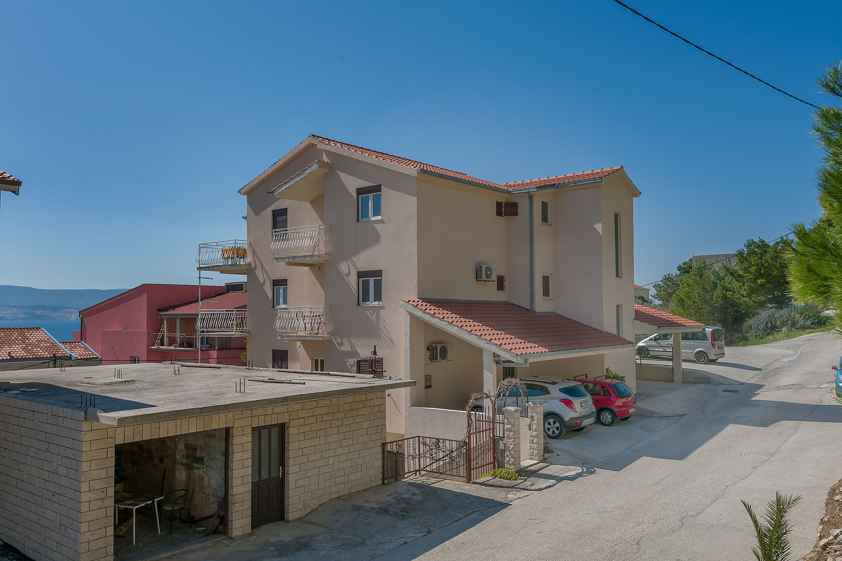 Apartments Ksenia 61881-A8