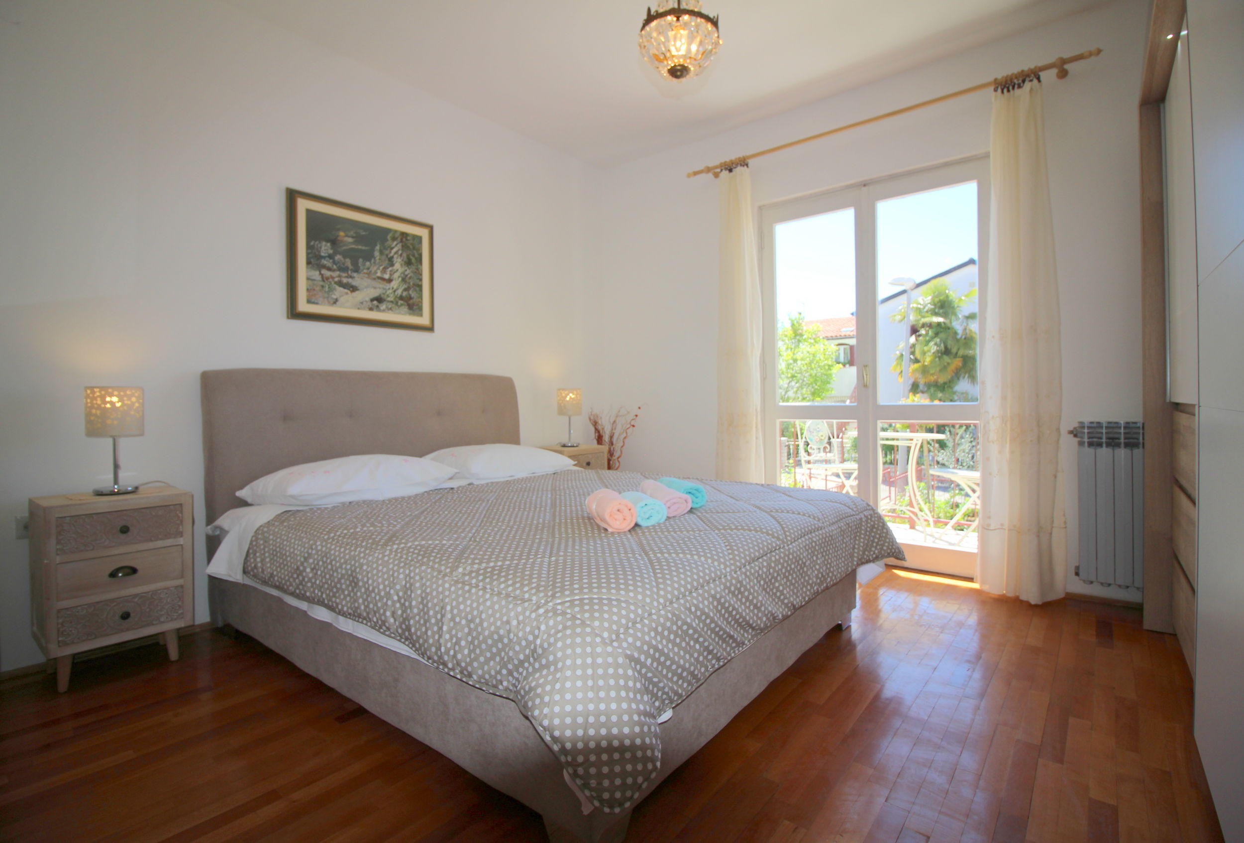 Apartments Anka 16927-A2