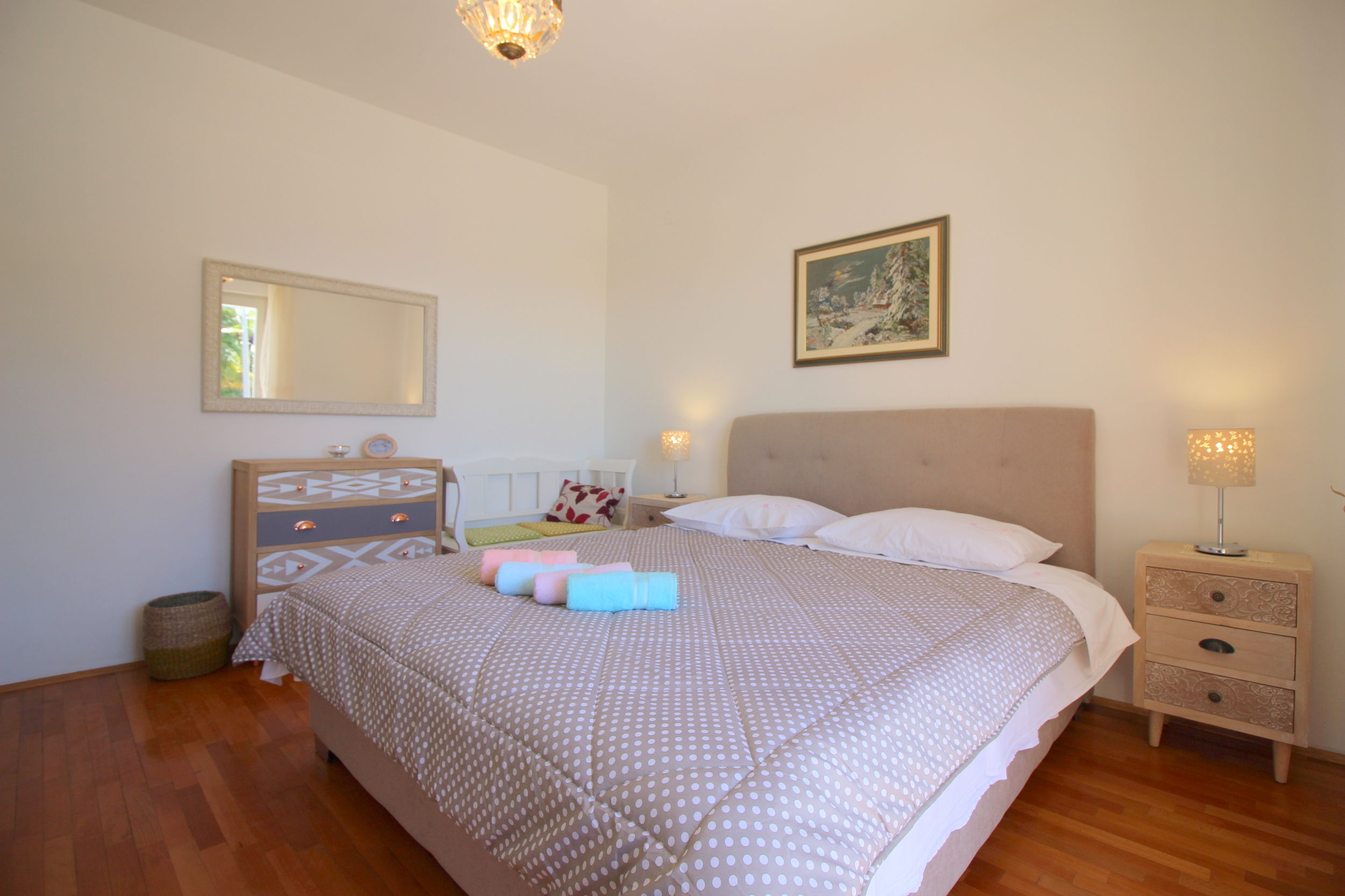 Apartments Anka 16927-A2
