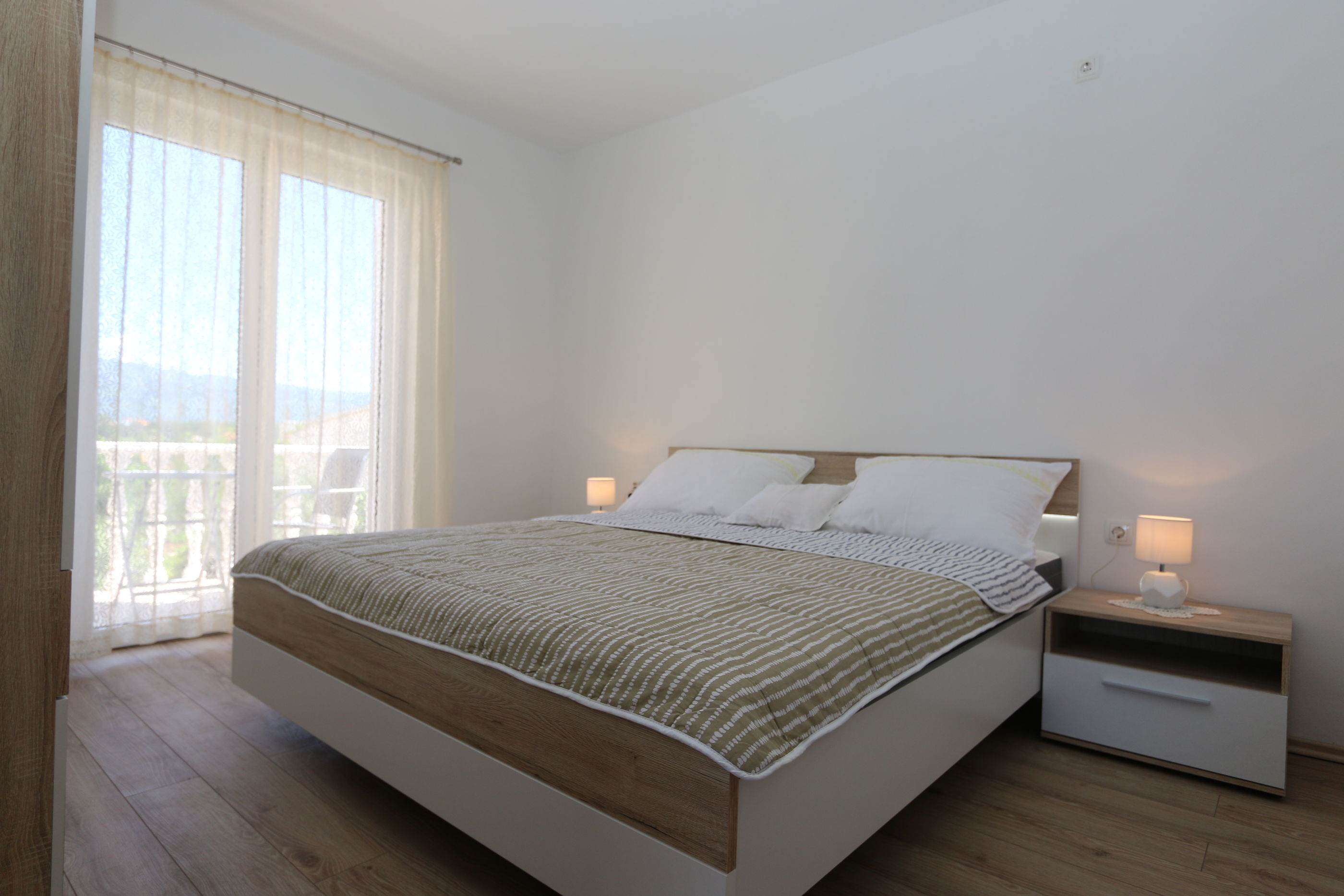 Apartments Mihalić 10070-A4