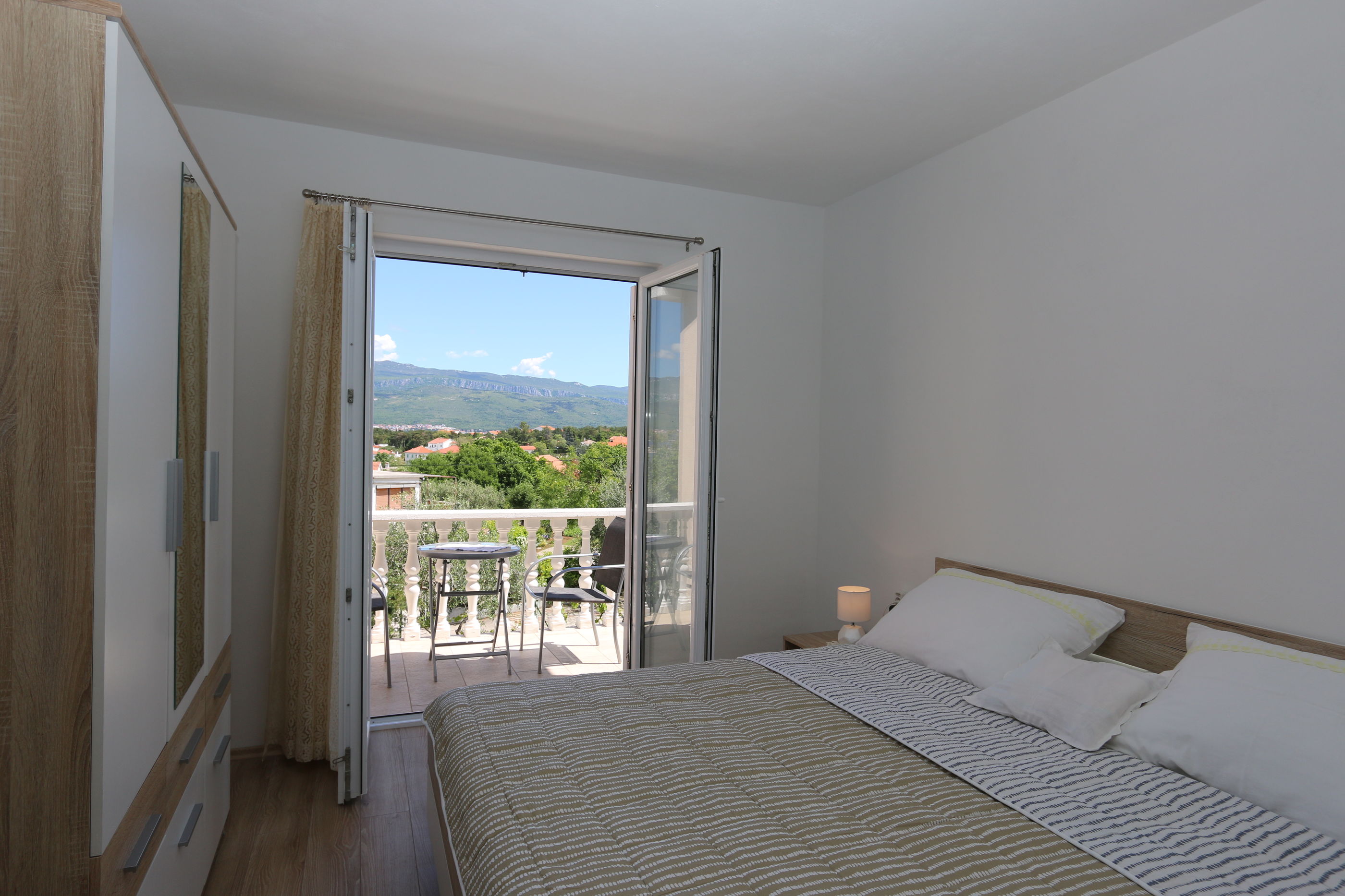 Apartments Mihalić 10070-A4