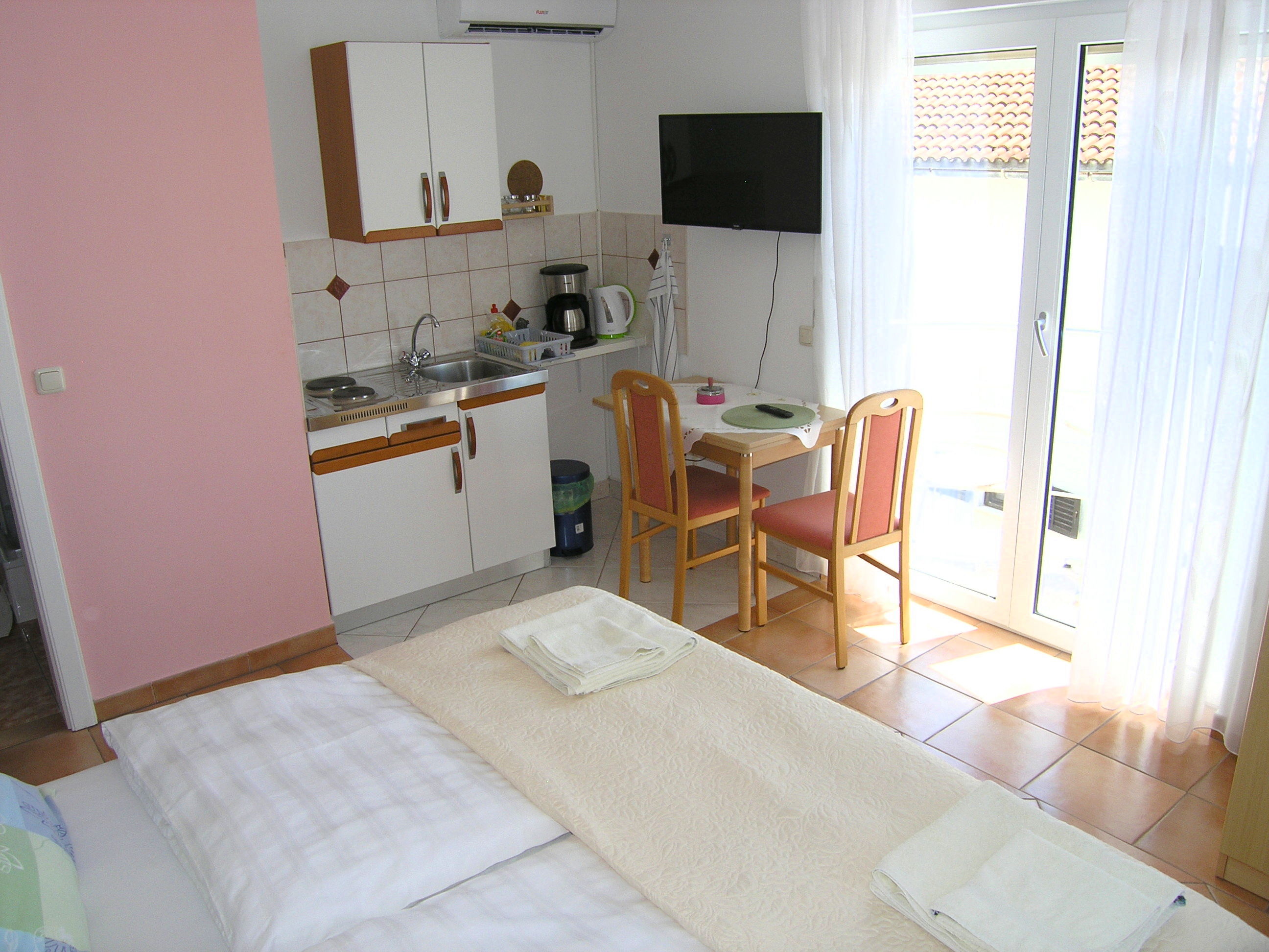 Apartments Kristina 15791-A2