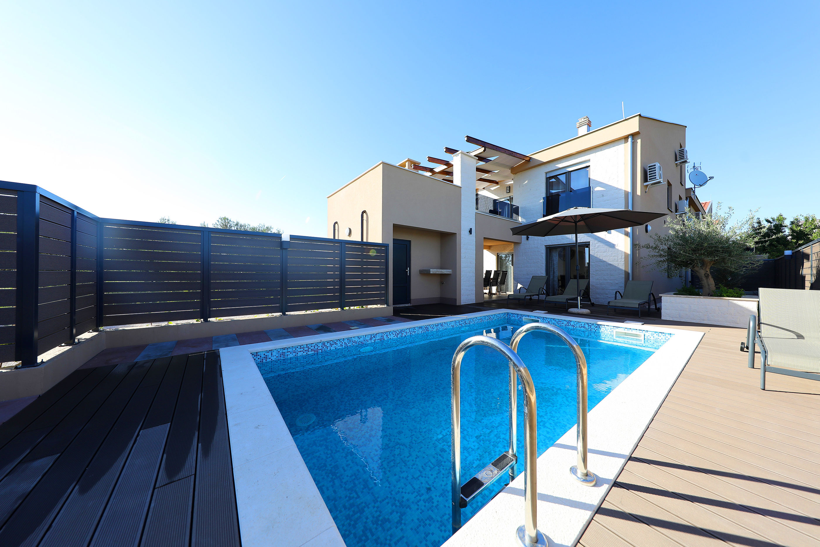Villa Bronzzatta Accommodation in Zadar