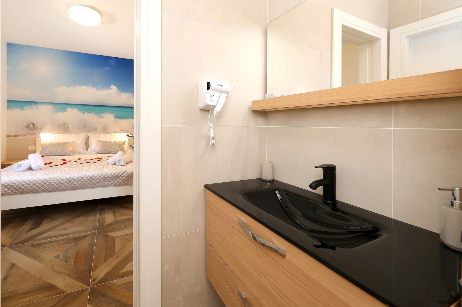Apartments REDSTONE luxury apartments 61761-A1