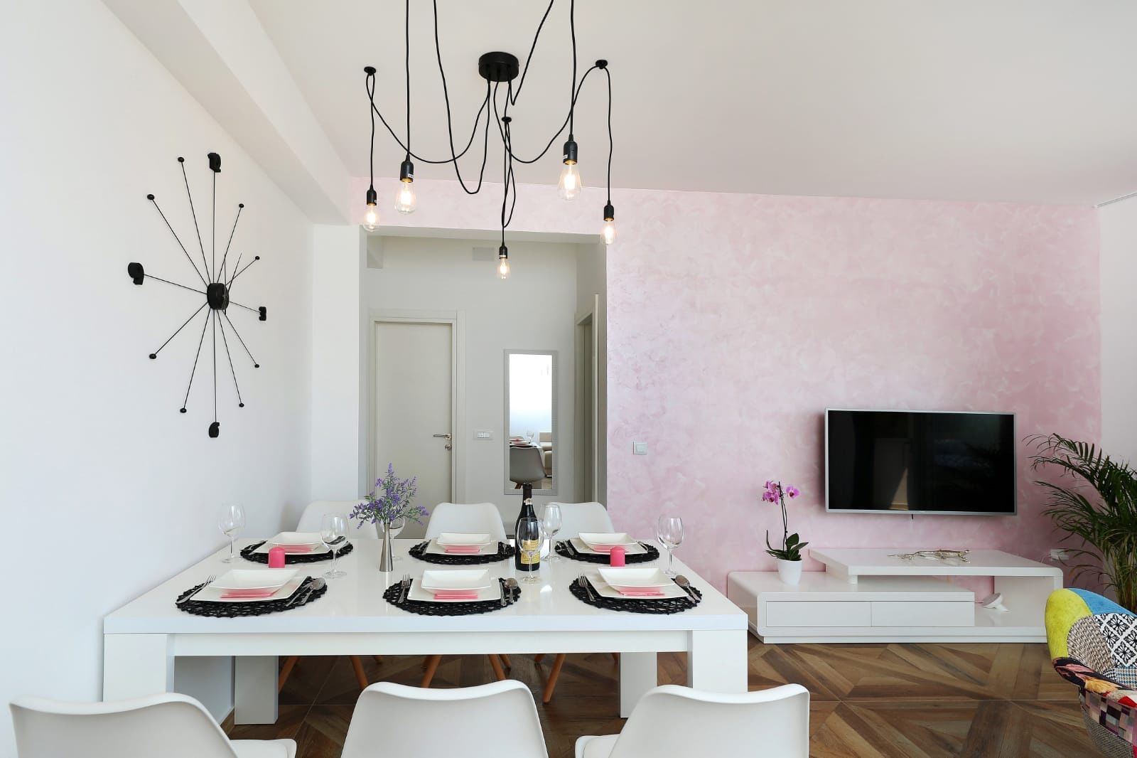 Apartments REDSTONE luxury apartments 61761-A1