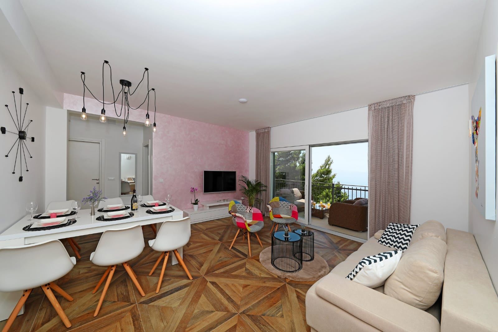 Apartments REDSTONE luxury apartments 61761-A1