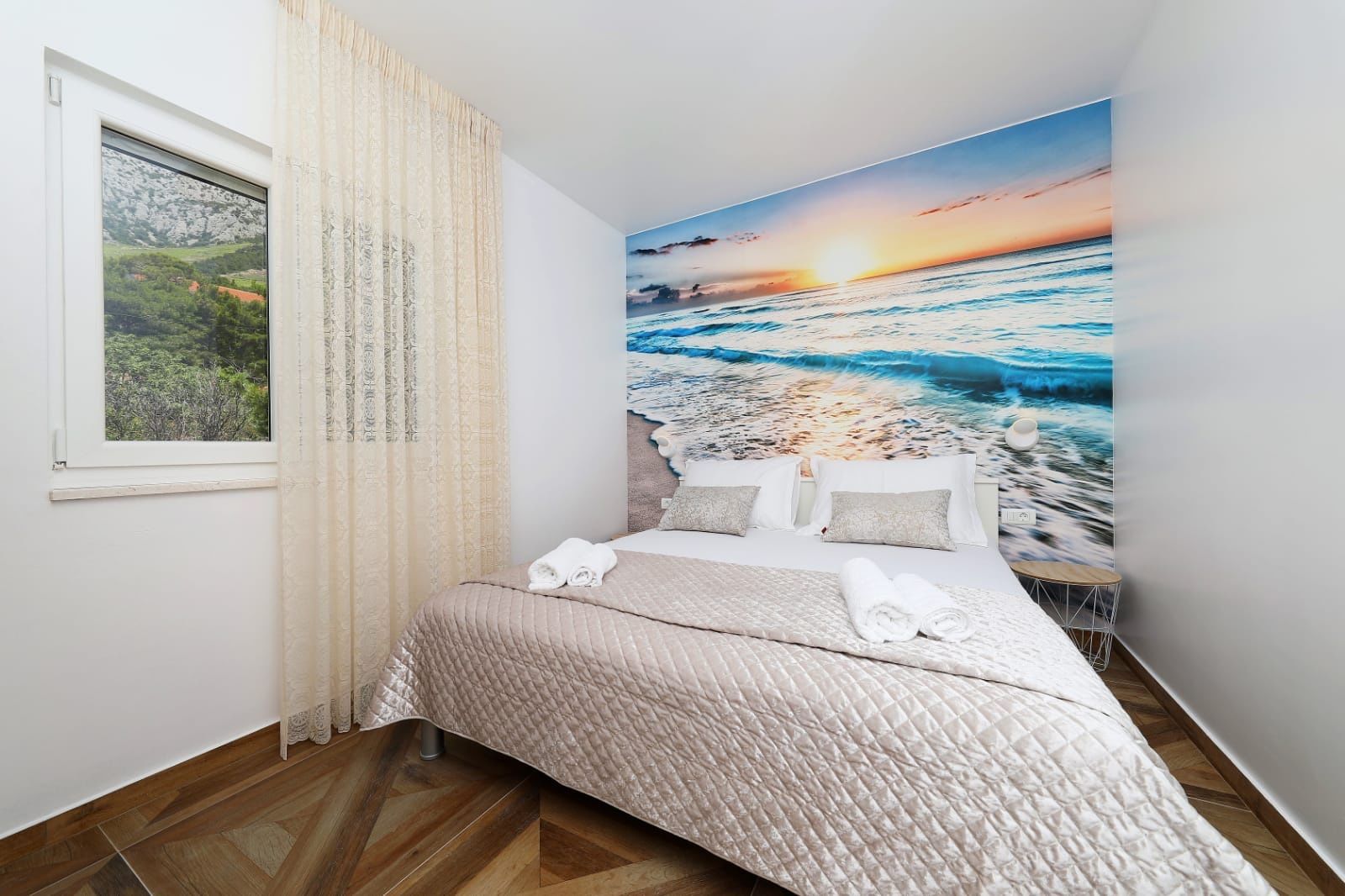 Apartments REDSTONE luxury apartments 61761-A2