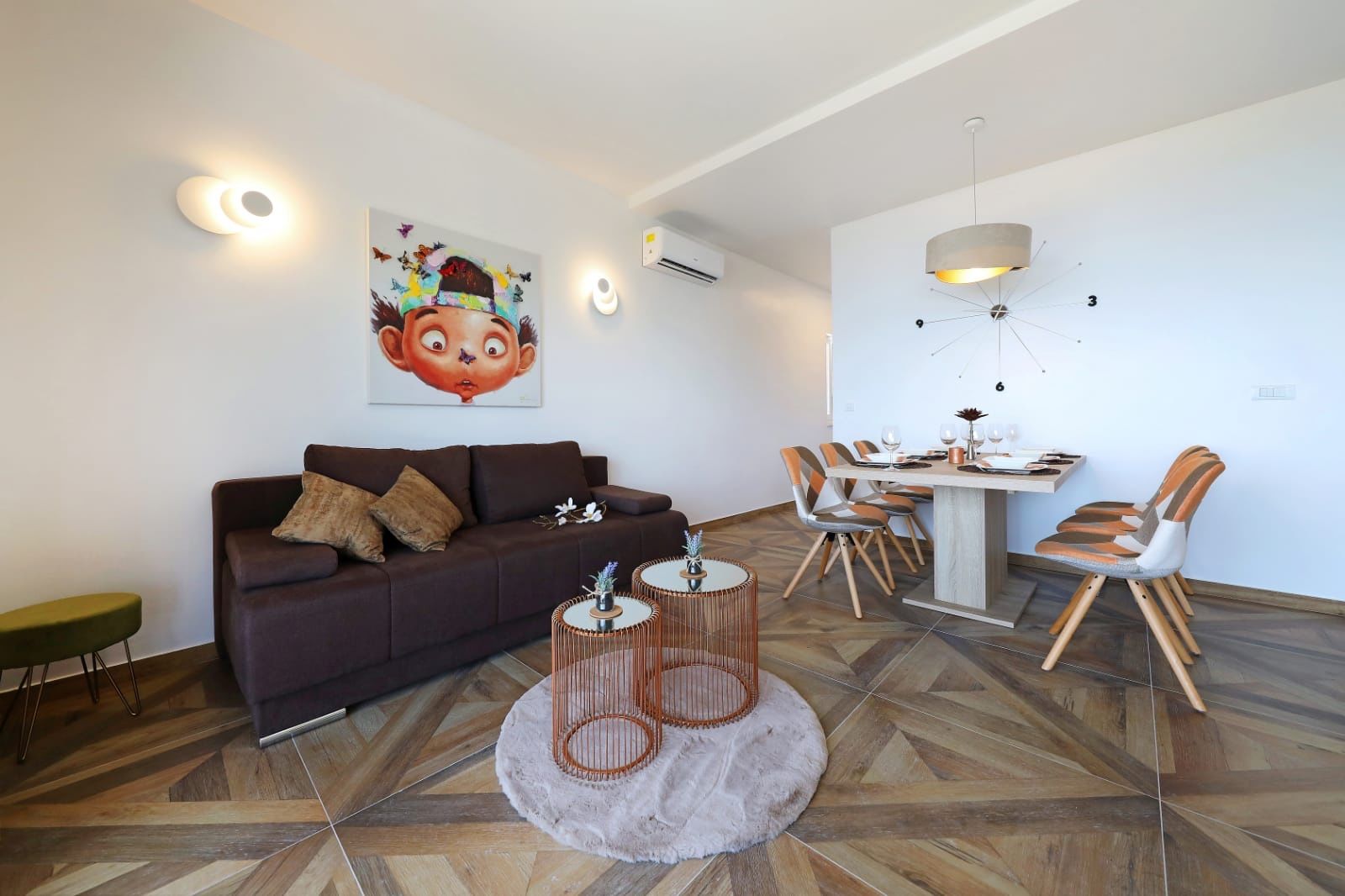 Apartments REDSTONE luxury apartments 61761-A2