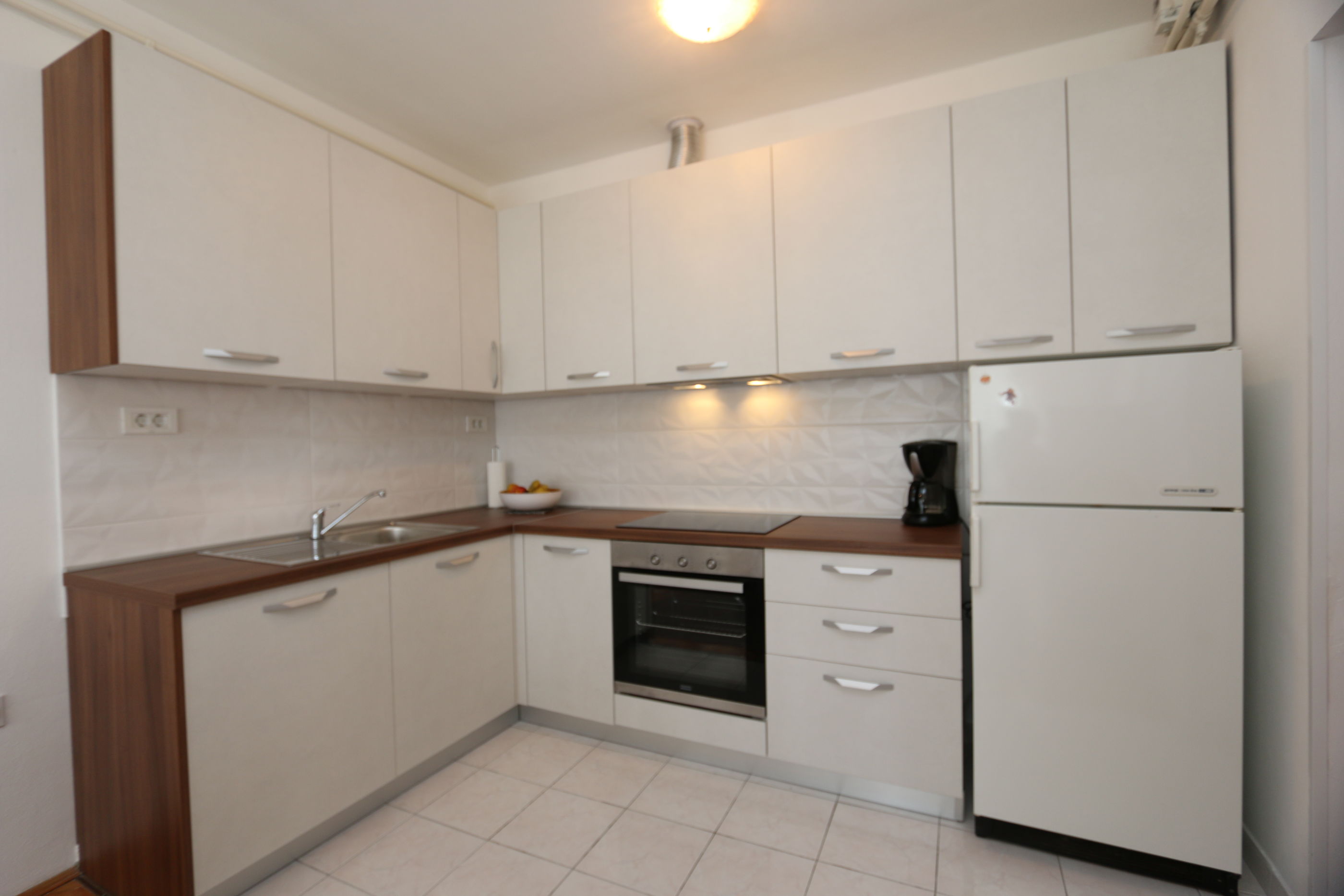 Apartments Grskovic G. Jesenovica 60242-A1