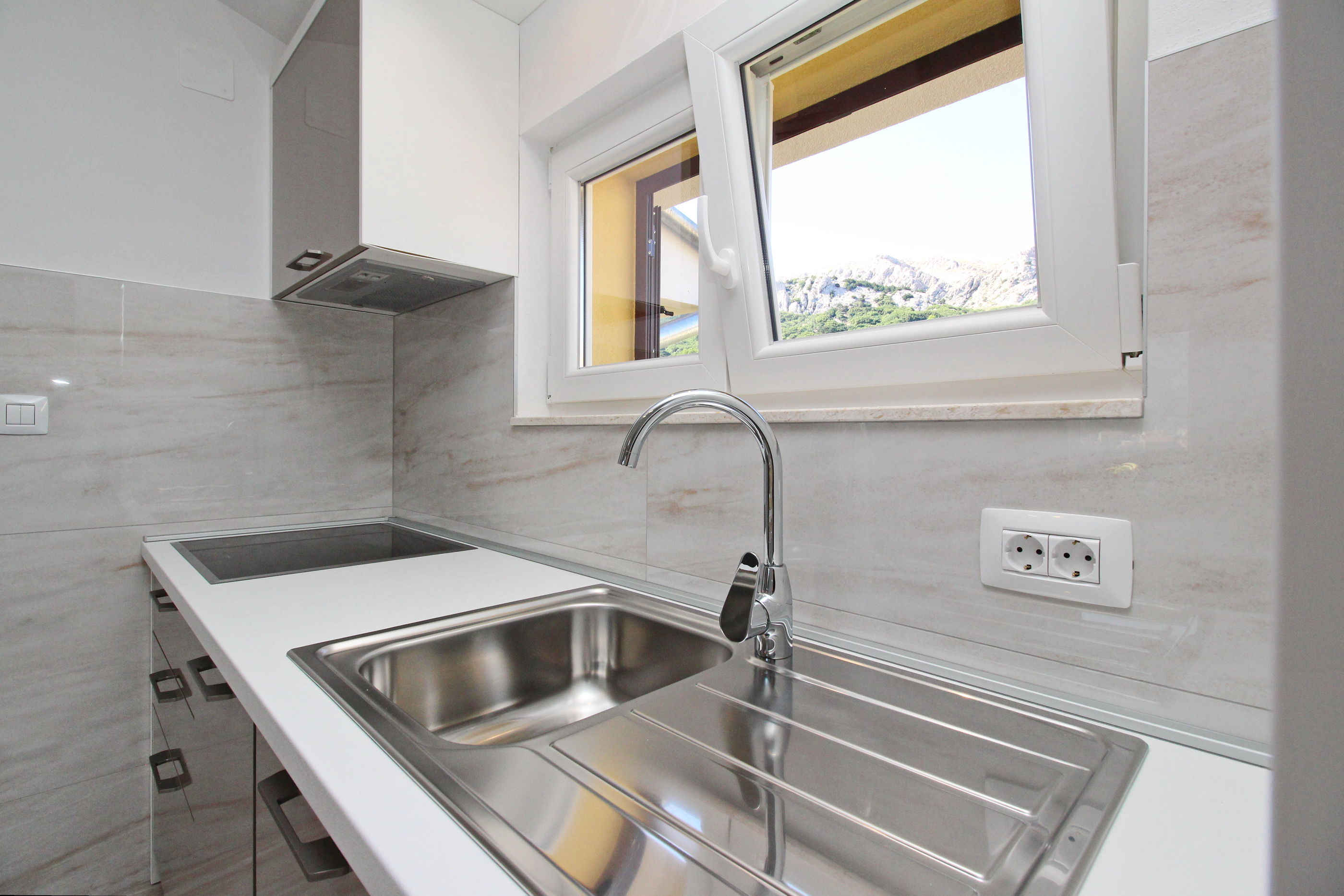 Apartments Čubranić Nada 69001-A4