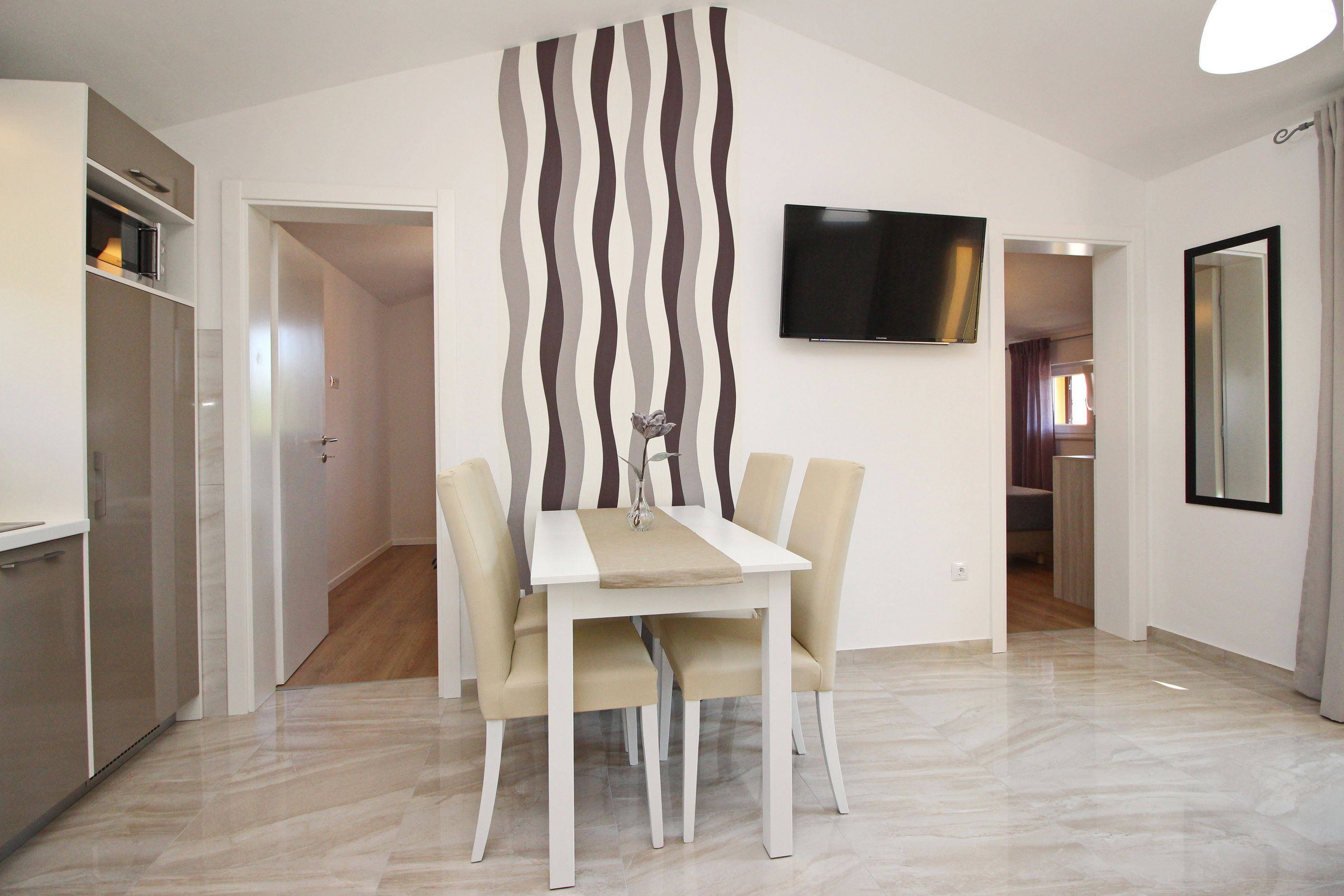 Apartments Čubranić Nada 69001-A4