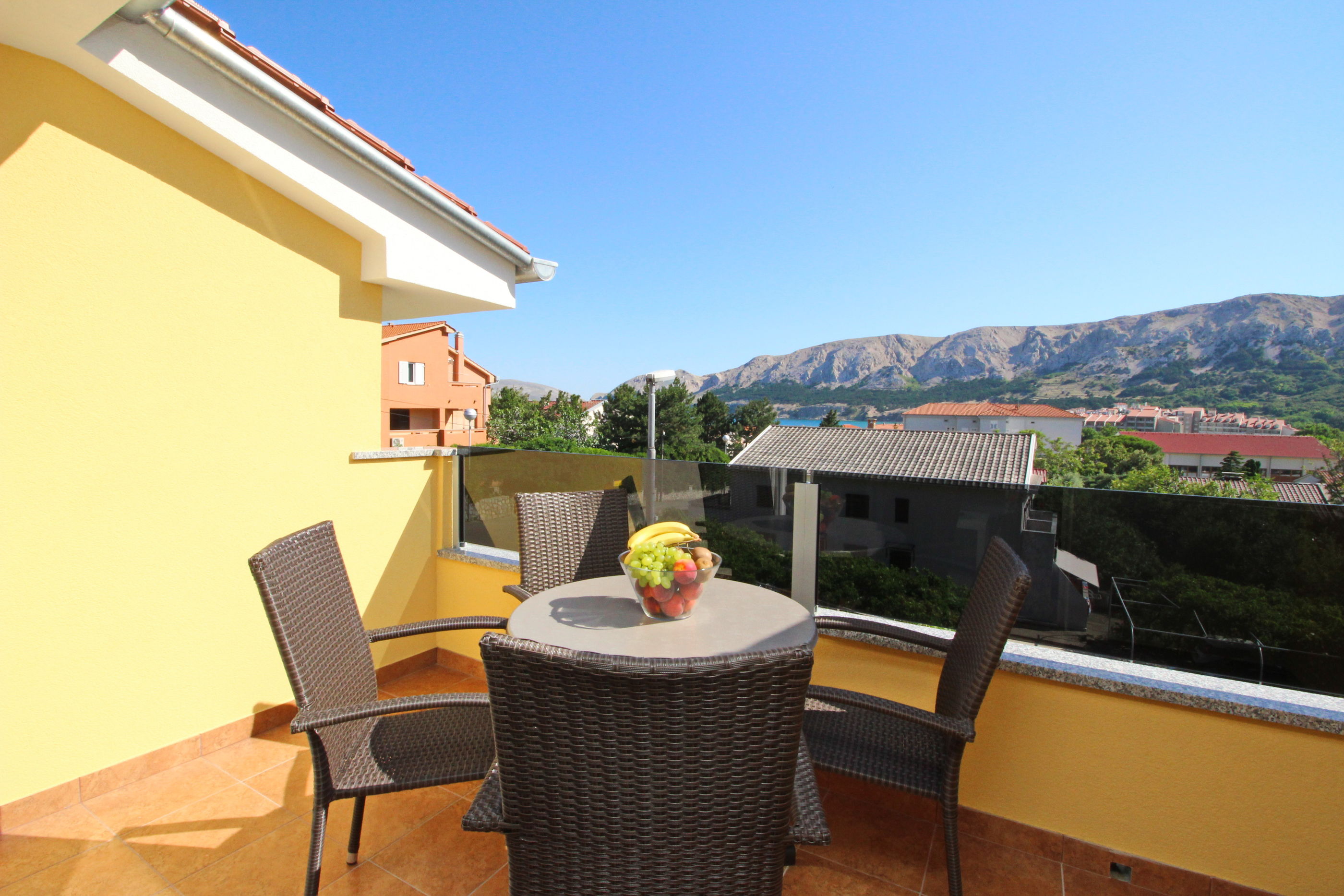 Apartments Čubranić Nada 69001-A4