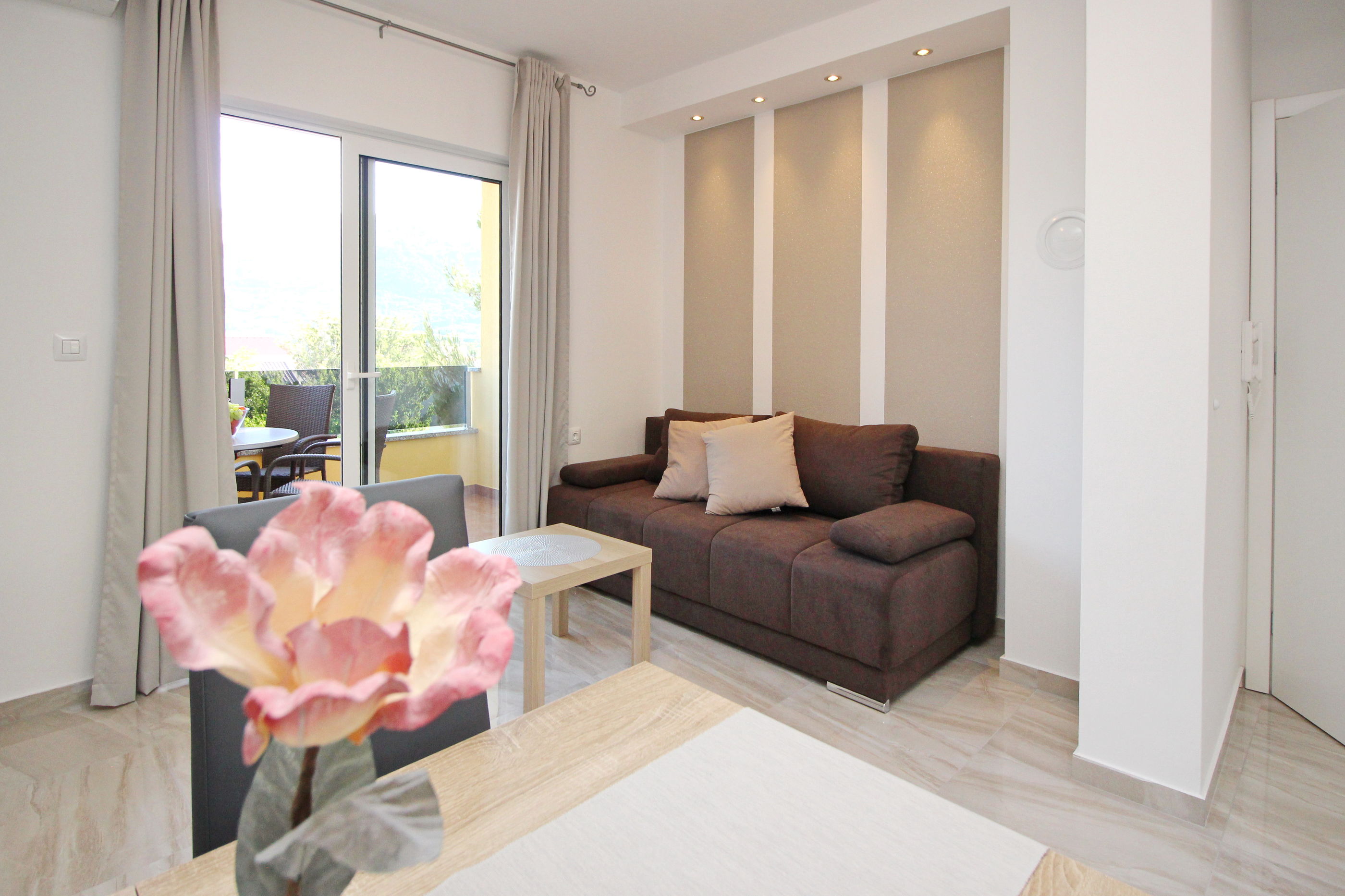 Apartments Čubranić Nada 69001-A5