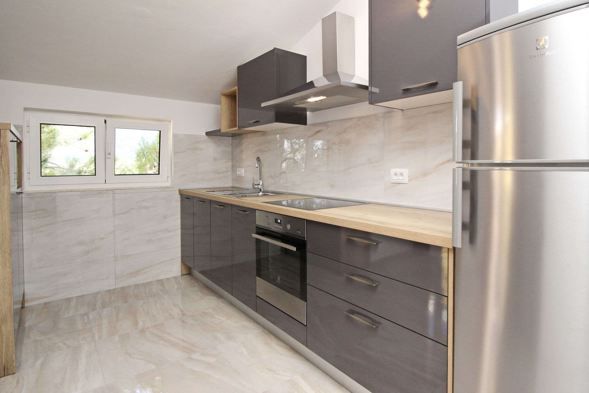 Apartments Čubranić Nada 69001-A7