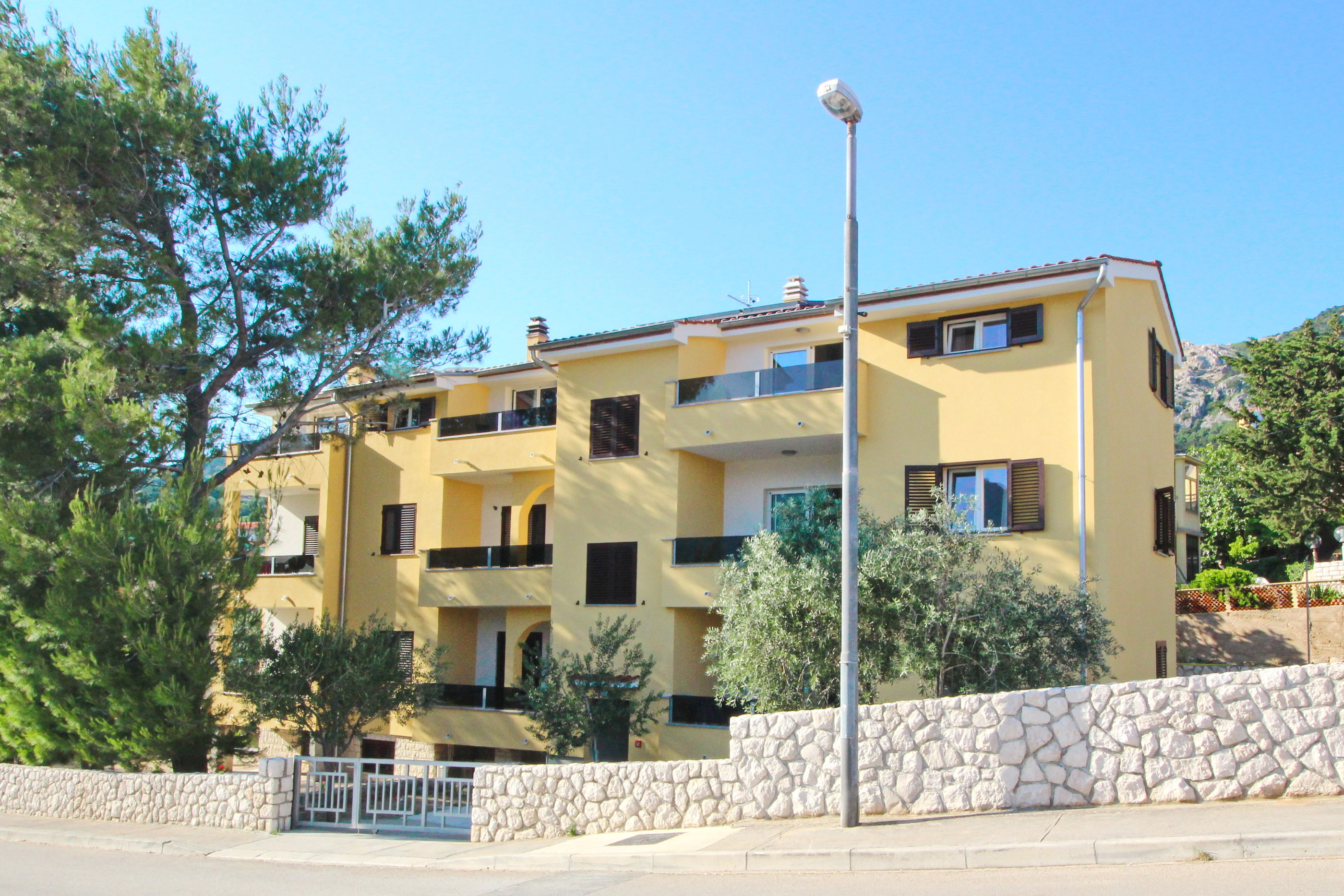 Apartments Čubranić Nada 69001-A6