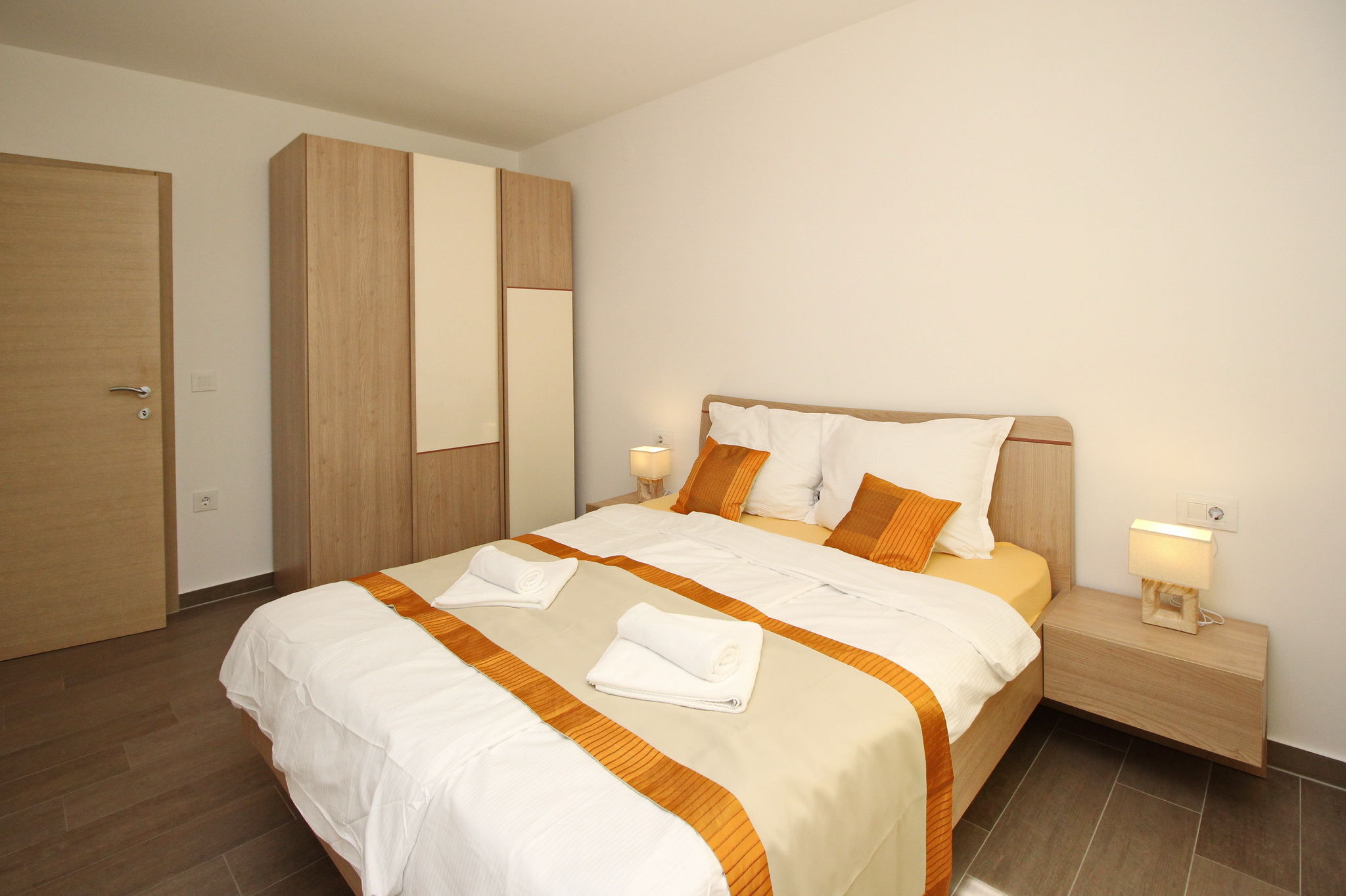 Apartments Smojver 69002-A2