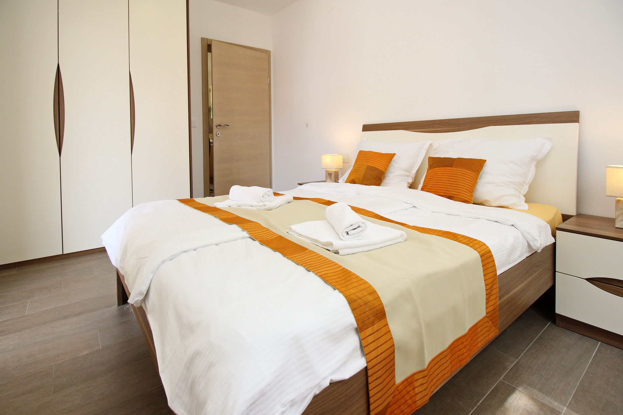 Apartments Smojver 69002-A2