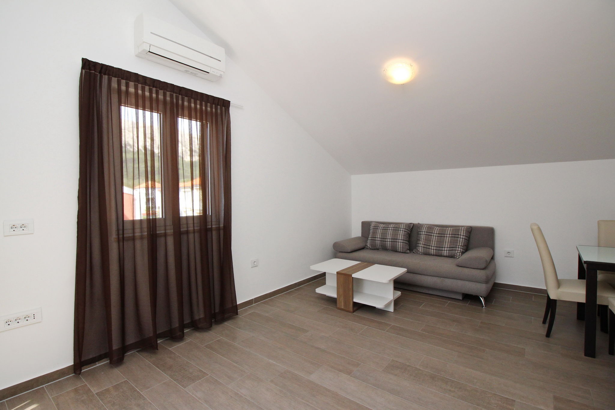 Apartments Smojver 69002-A6