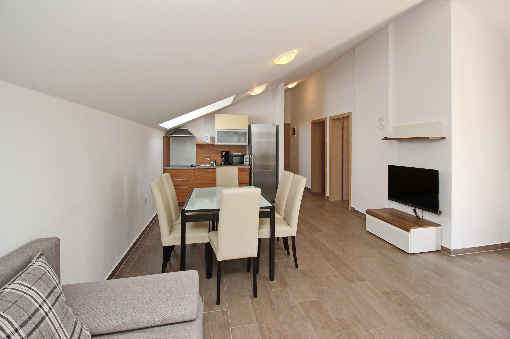 Apartments Smojver 69002-A6
