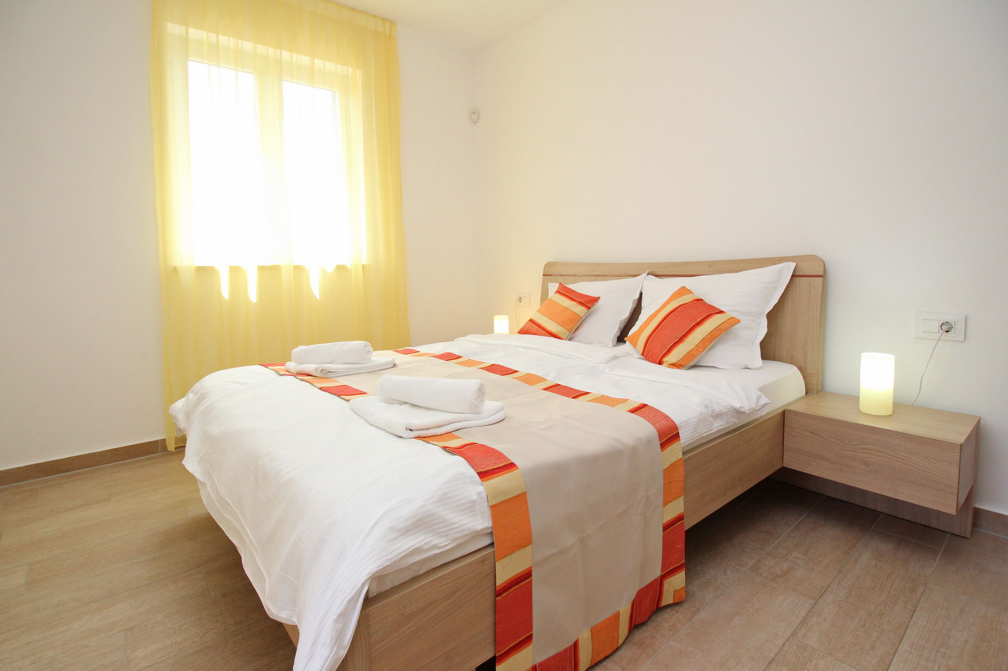 Apartments Smojver 69002-A1