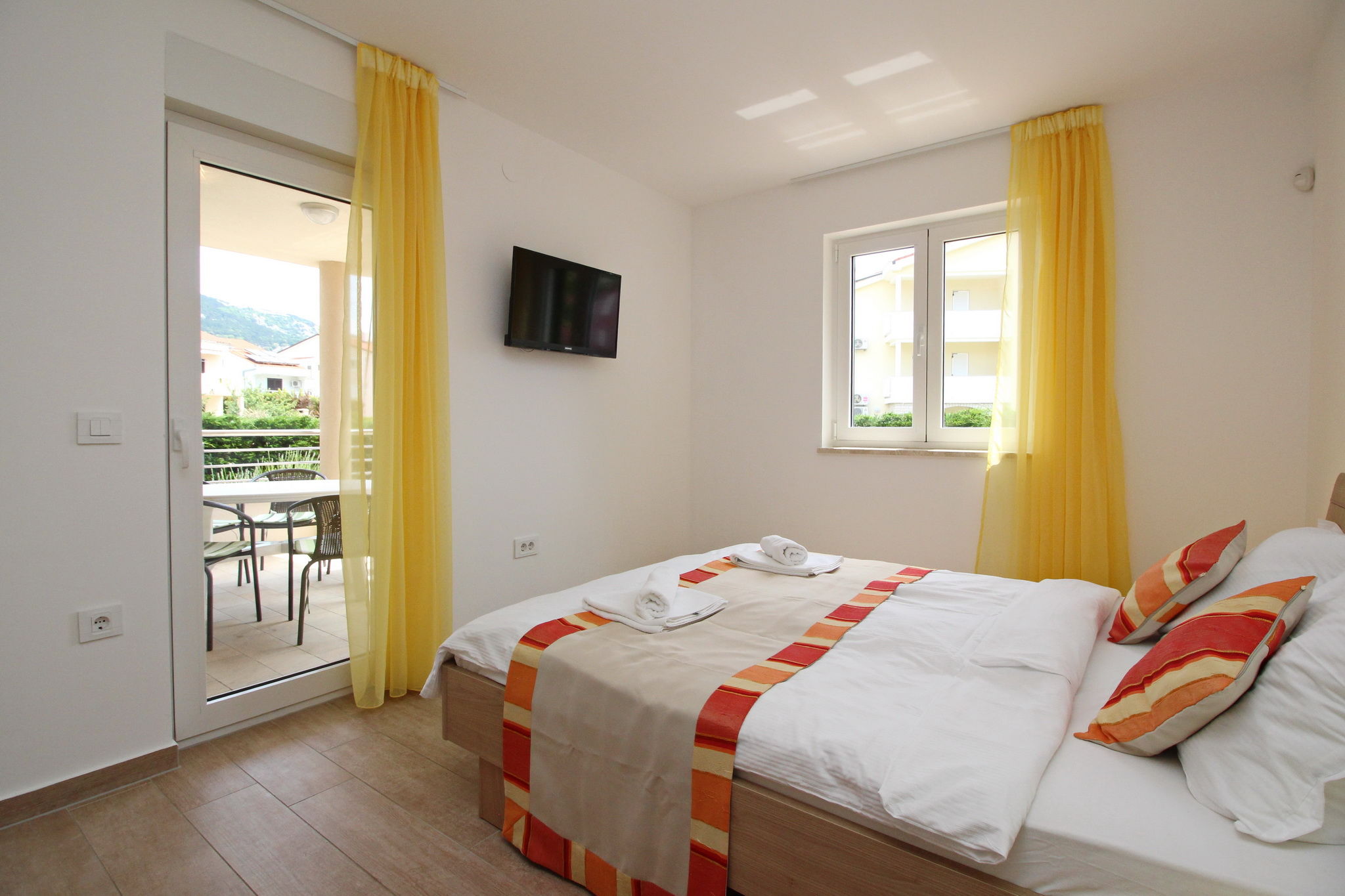 Apartments Smojver 69002-A1