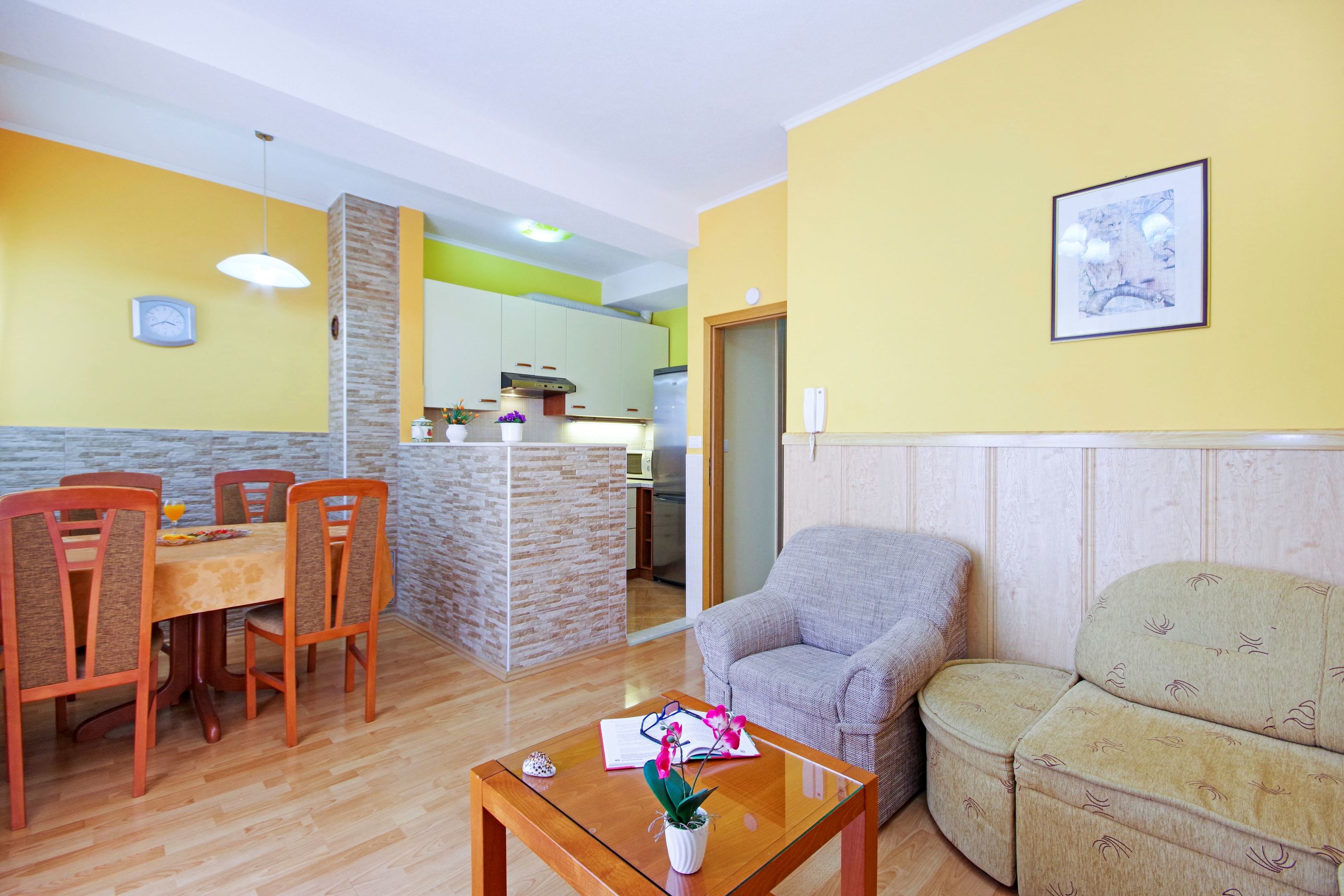Apartments Vesna 36771-A1