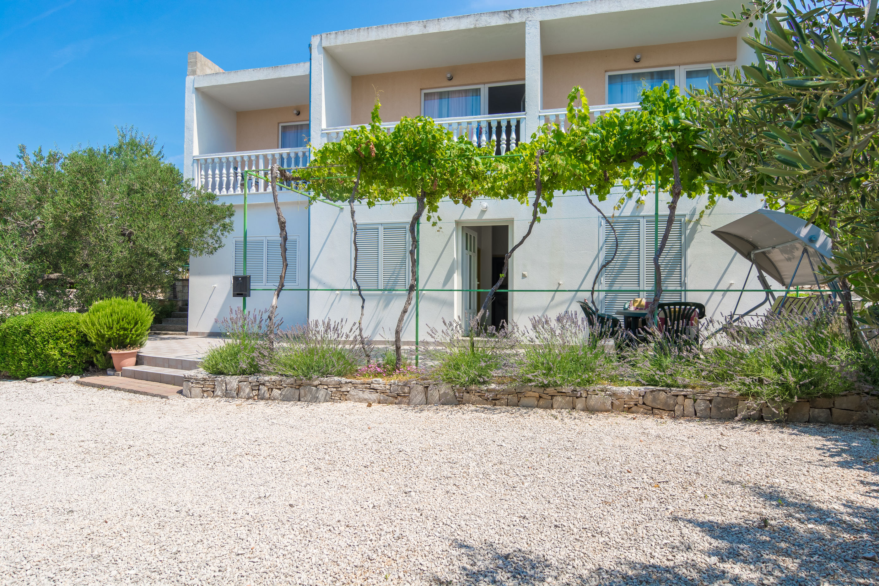 Apartments Nediljka 40397-A2