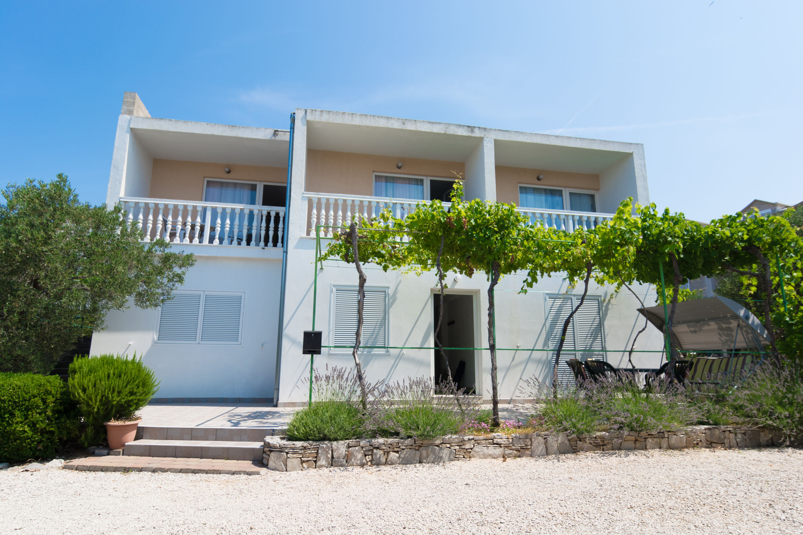 Apartments Nediljka 40397-A2