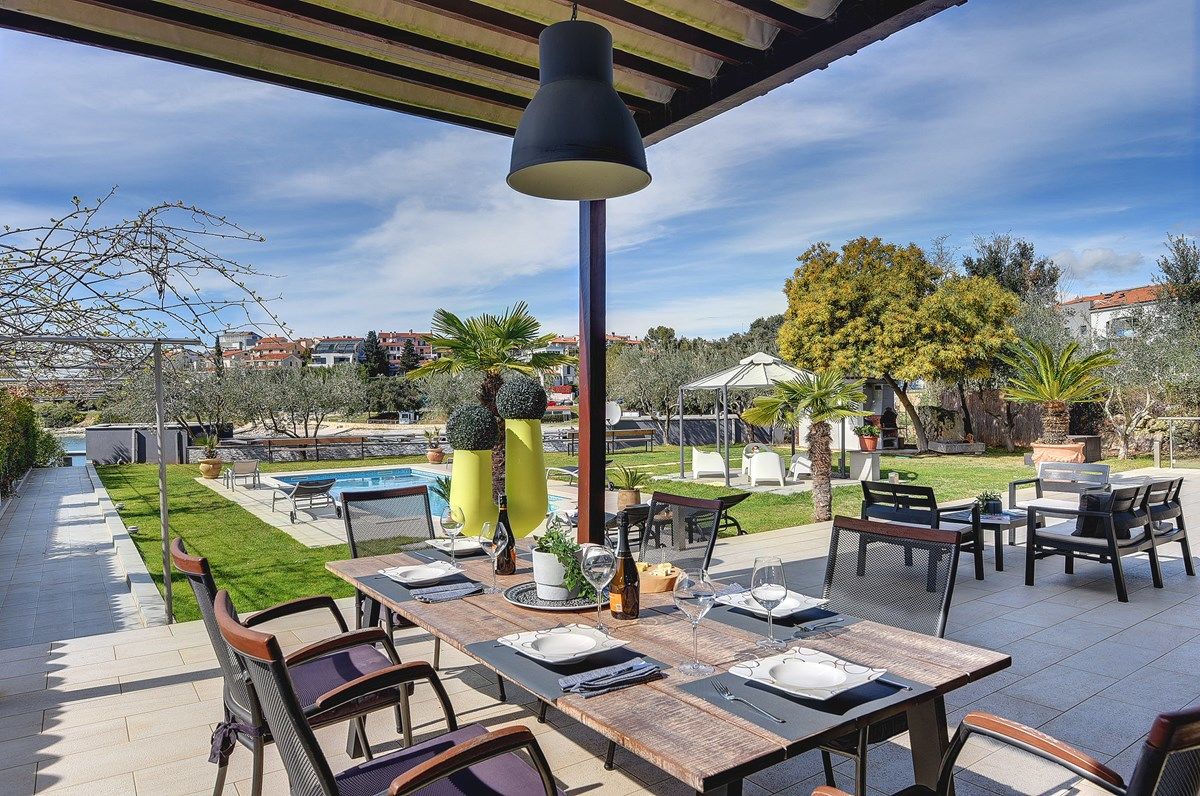 Villa Contessa Del Mar 74042-K1