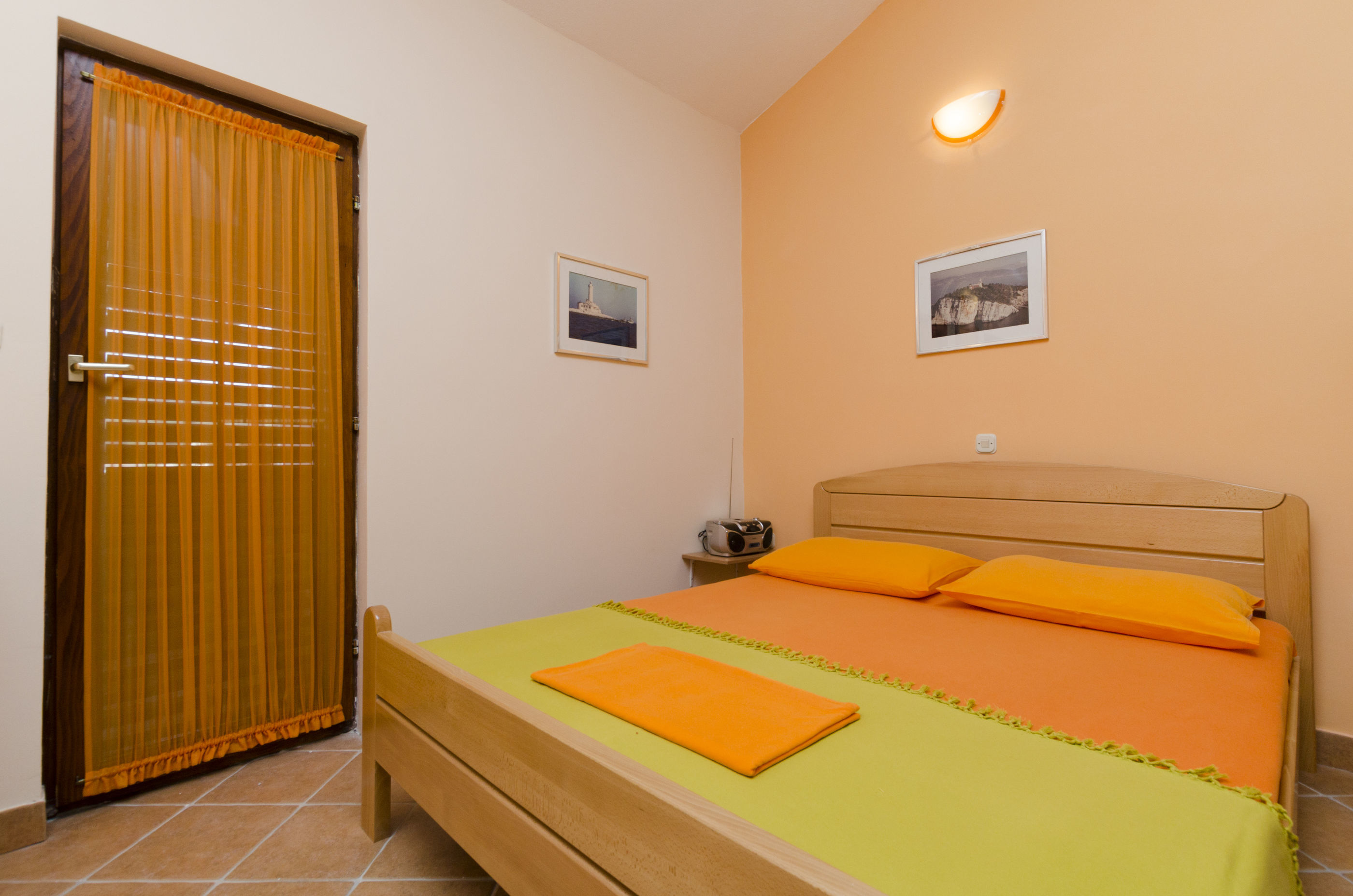 Apartments Đorđe 14251-A2