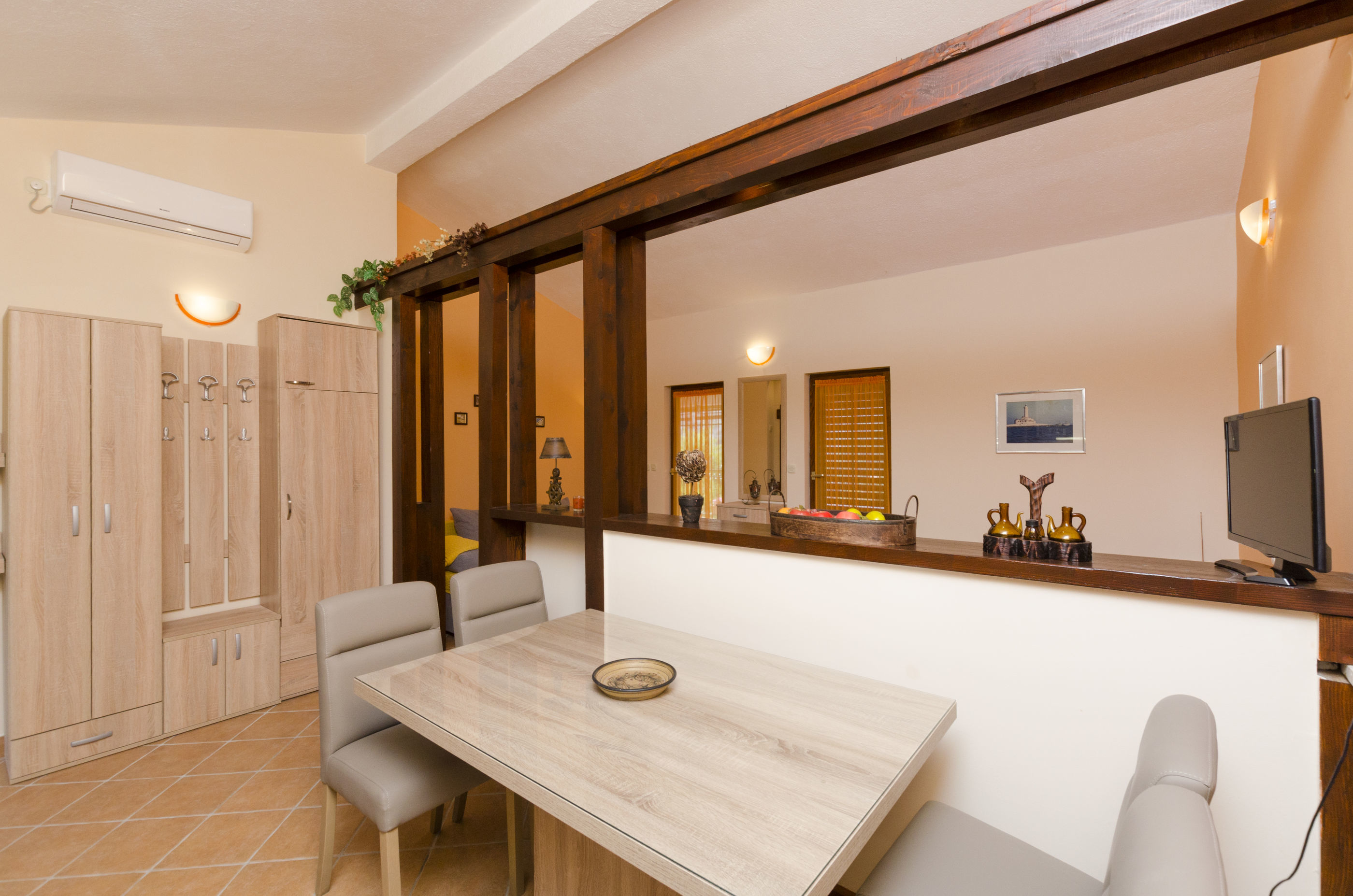 Apartments Đorđe 14251-A2